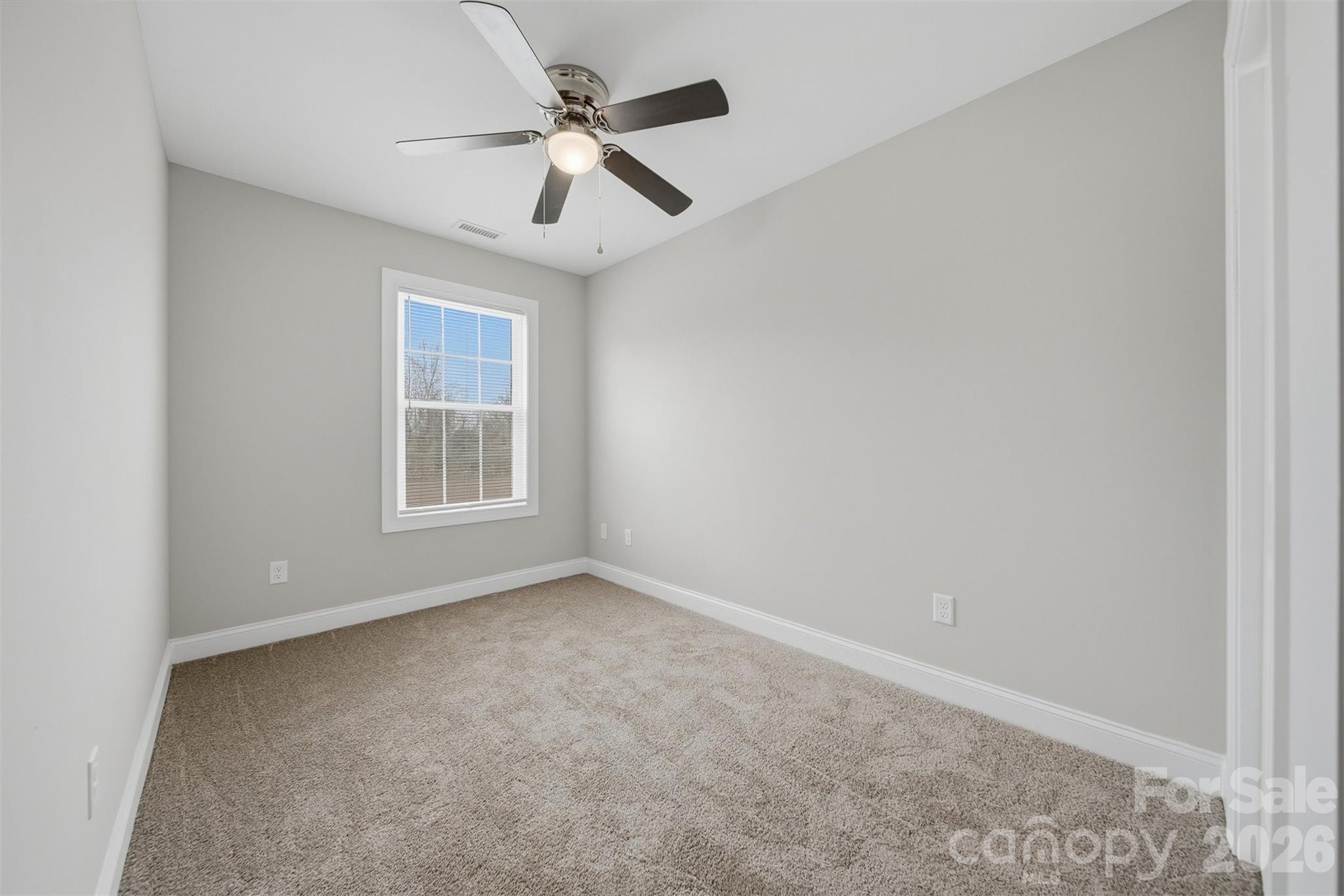 2650 14th Street NE — Hickory