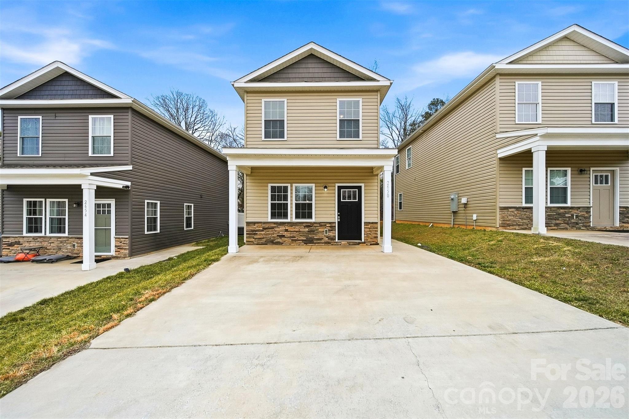 2650 14th Street NE — Hickory