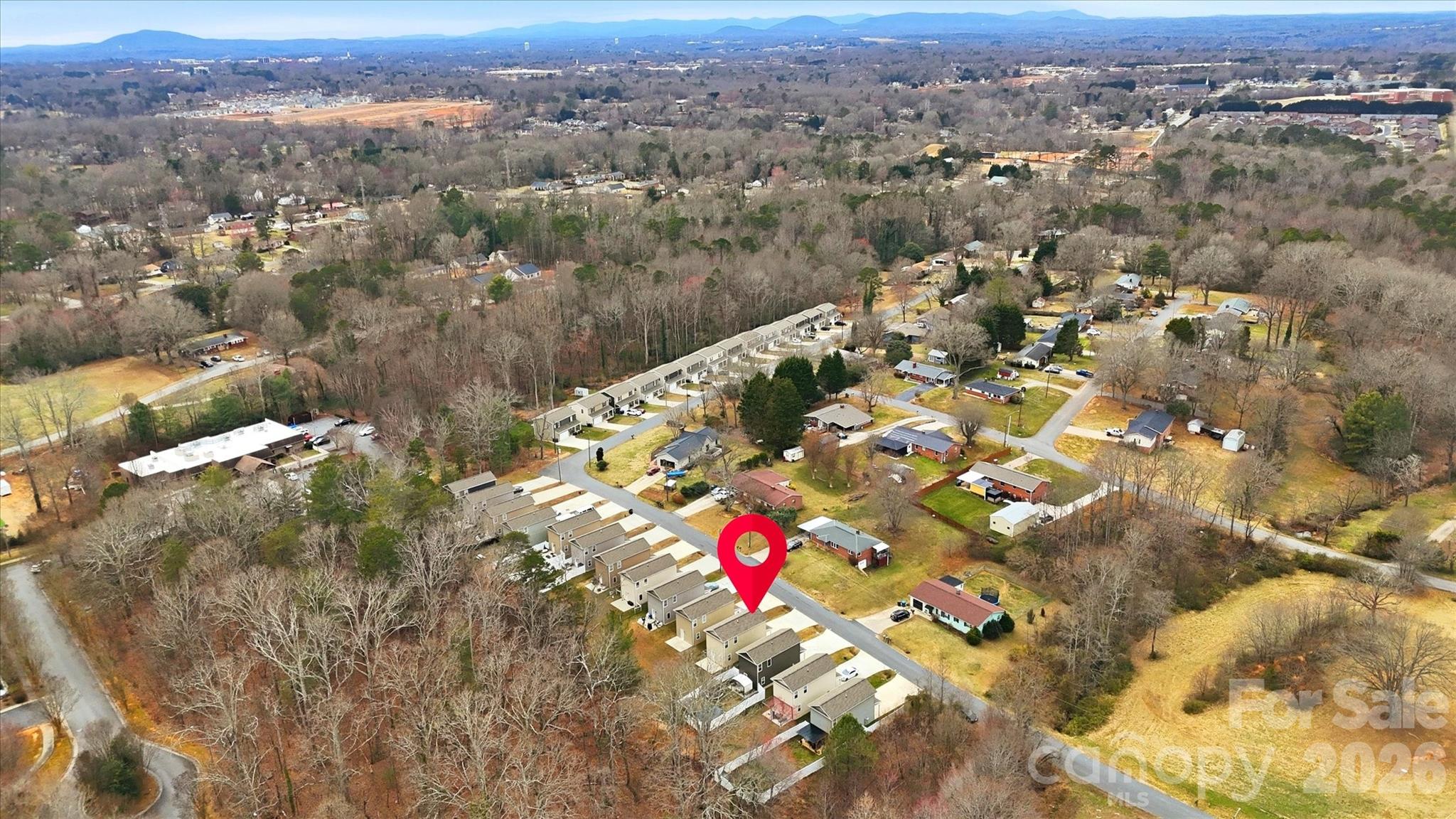 2650 14th Street NE — Hickory