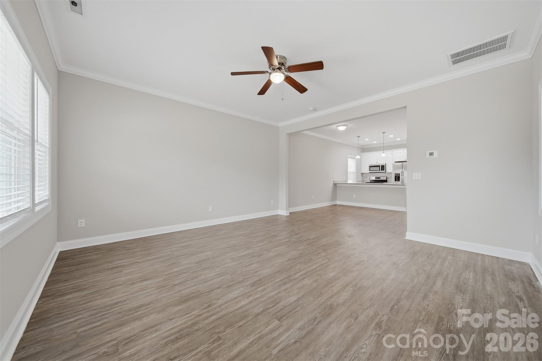 2650 14th Street NE — Hickory