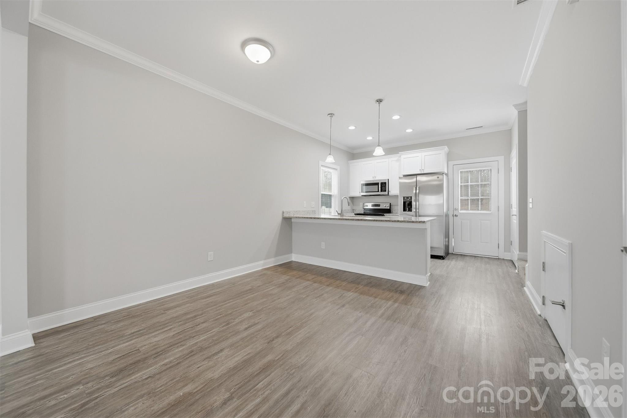 2650 14th Street NE — Hickory