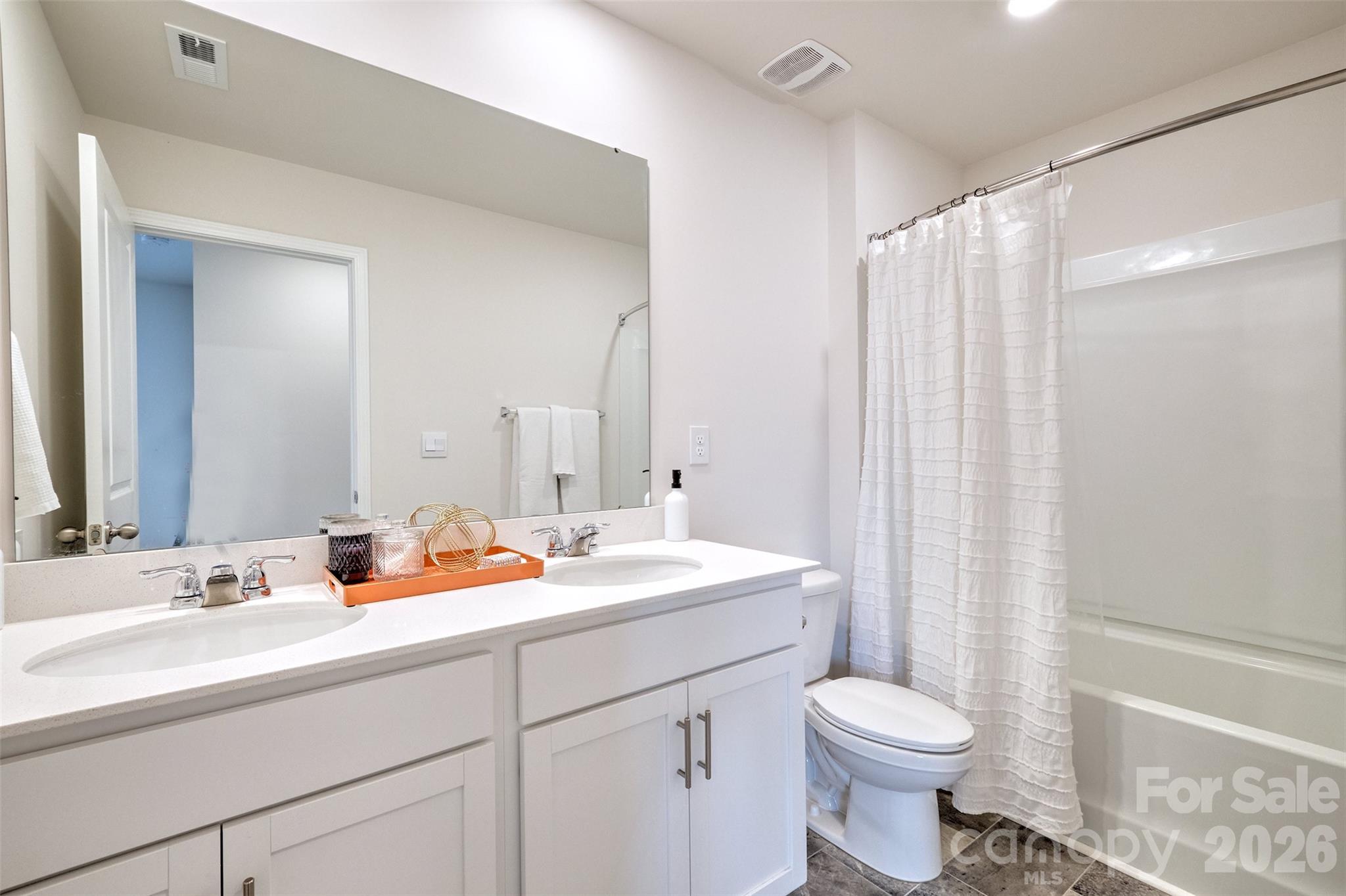 2158 Redstone Drive — York