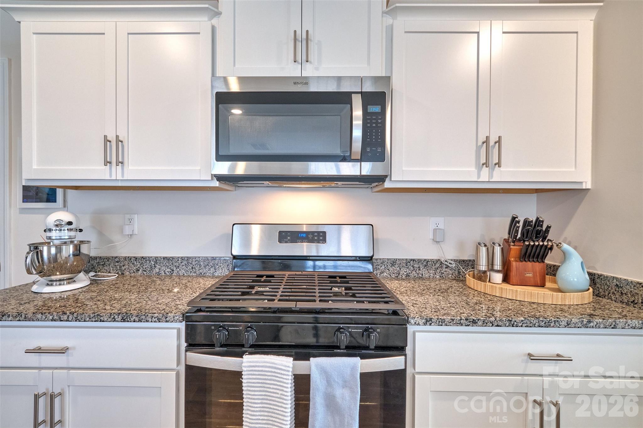2158 Redstone Drive — York