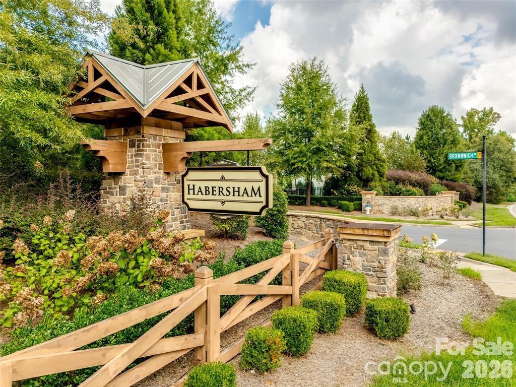 204 Hampton Trail Drive — Fort Mill