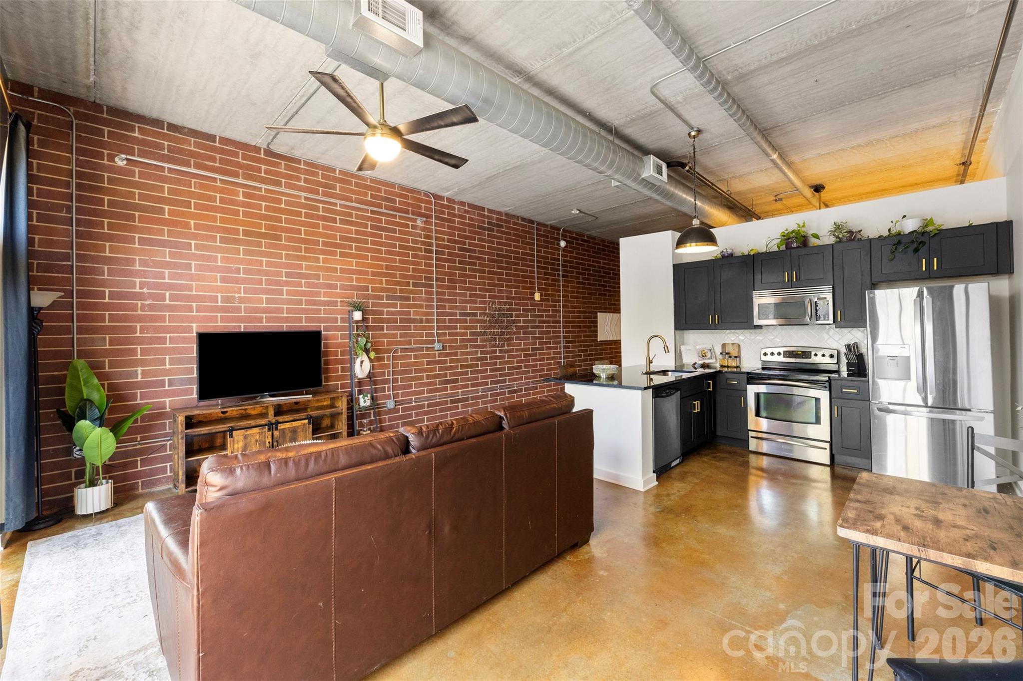 626 N Graham Street #205 — Charlotte