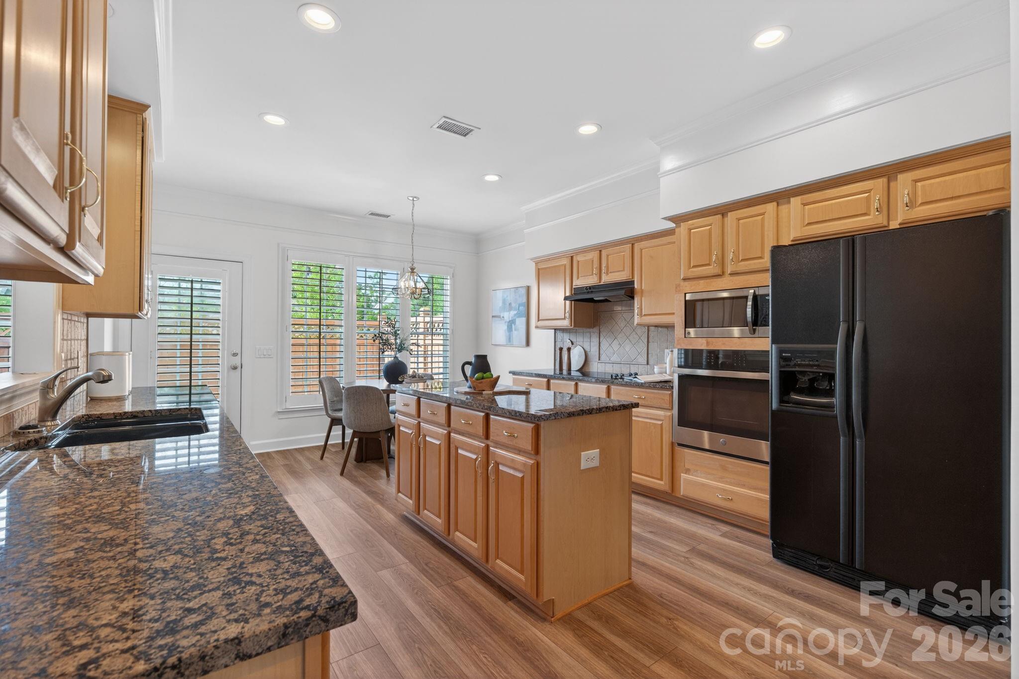 10879 Rogalla Drive — Charlotte