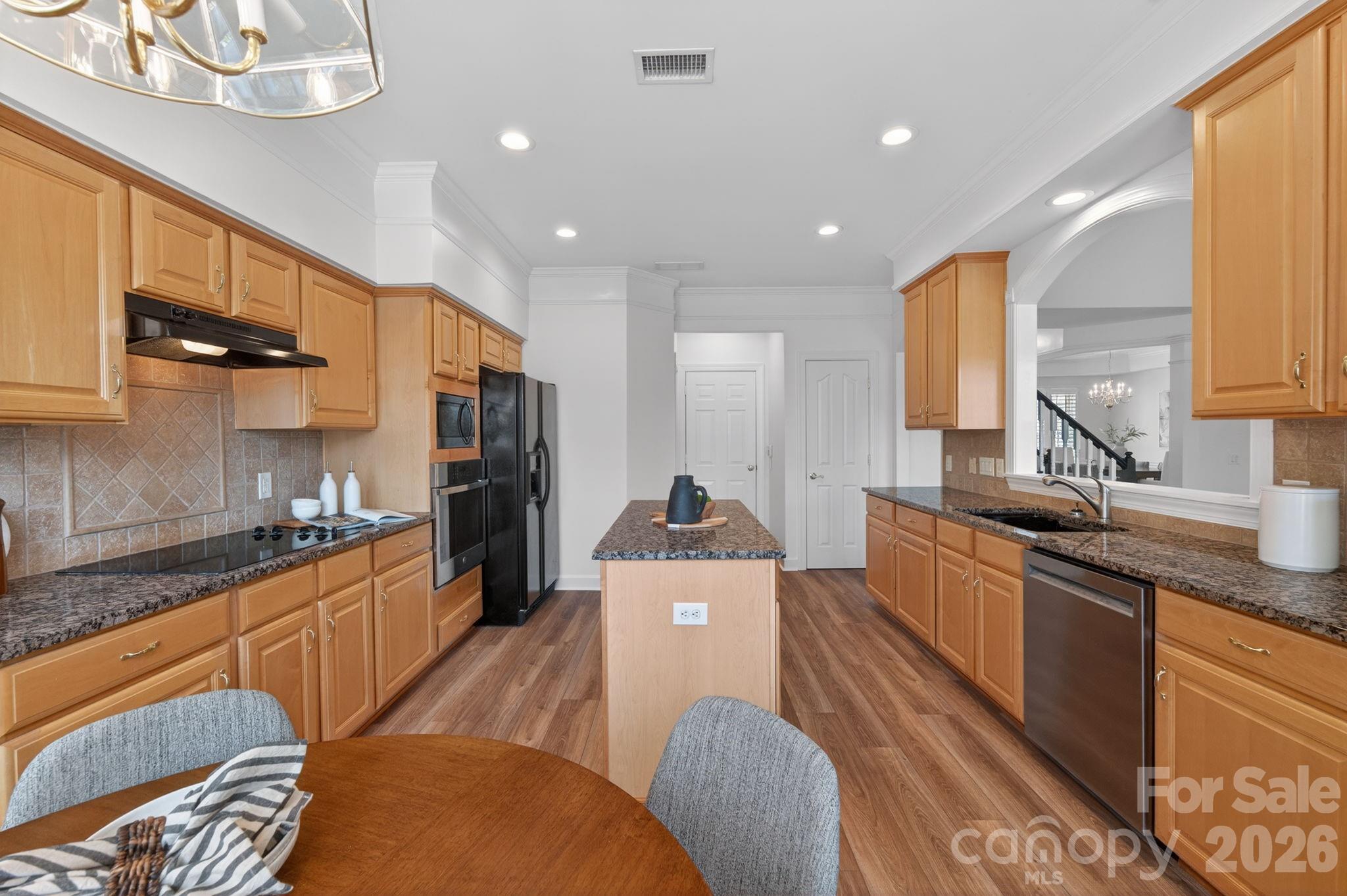 10879 Rogalla Drive — Charlotte