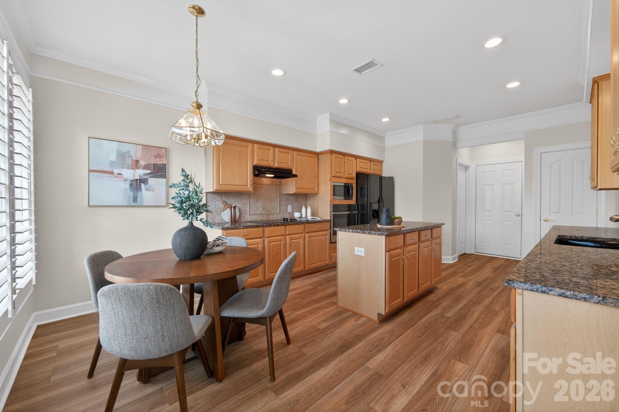 10879 Rogalla Drive — Charlotte