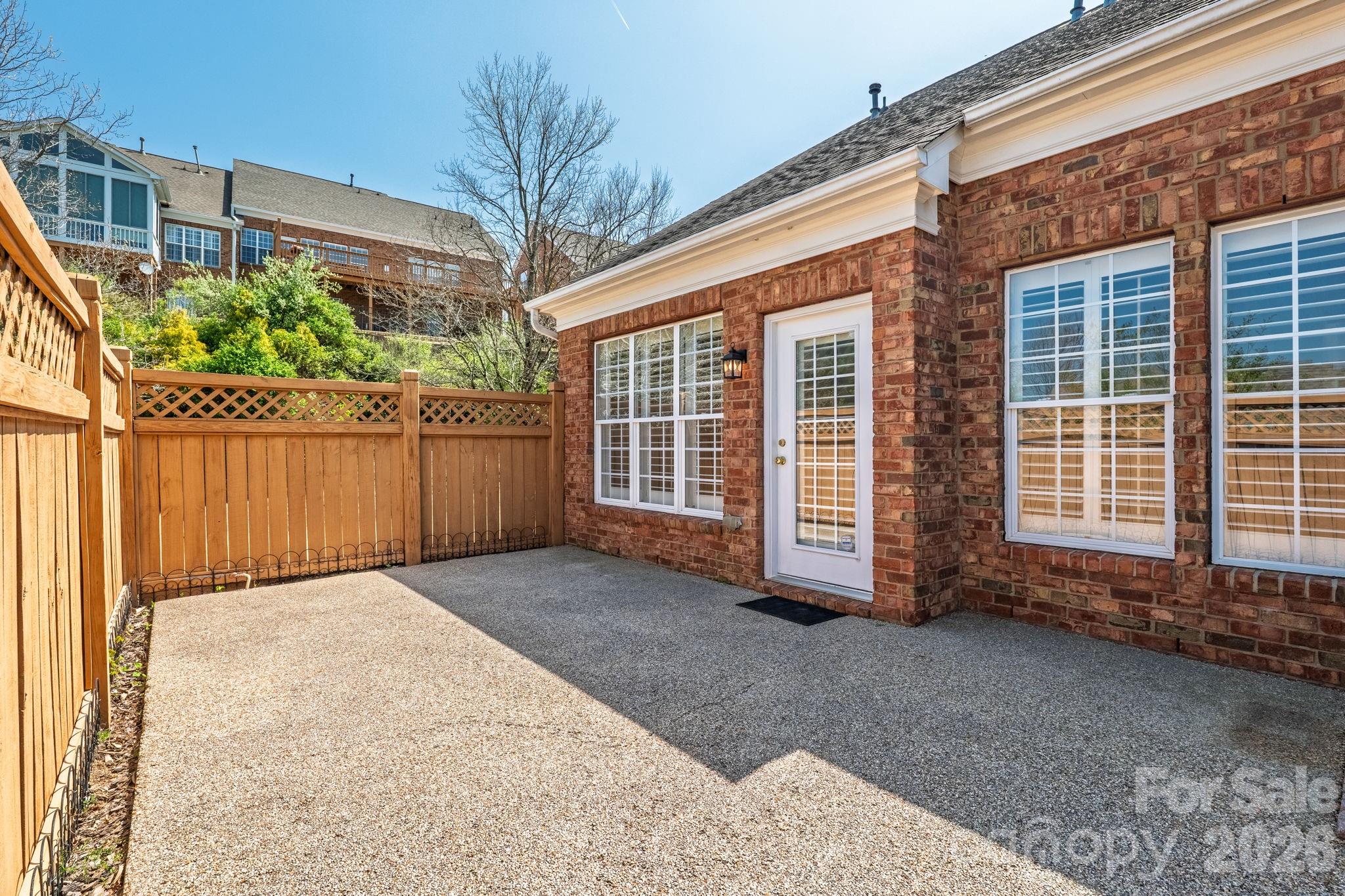 10879 Rogalla Drive — Charlotte