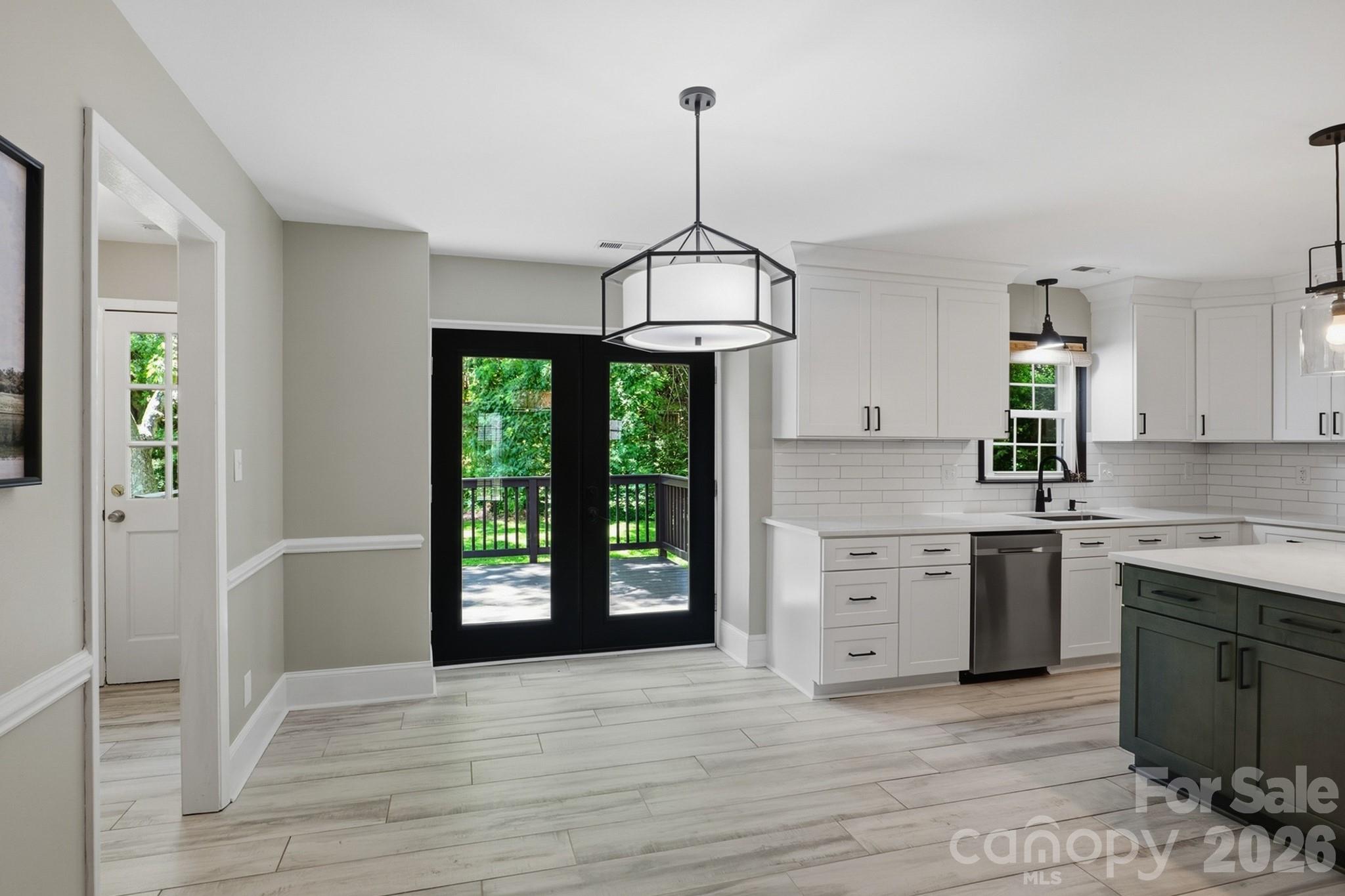 9918 Ridgemore Drive — Charlotte