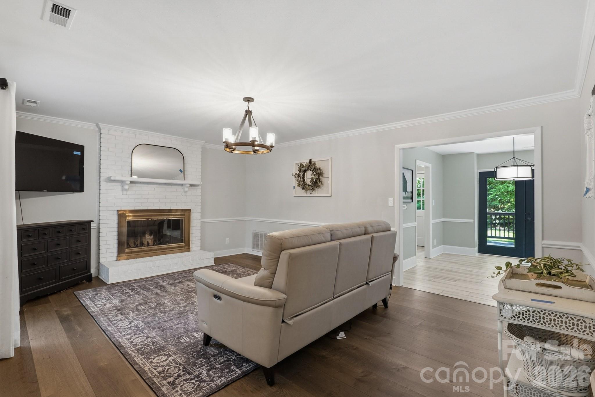 9918 Ridgemore Drive — Charlotte