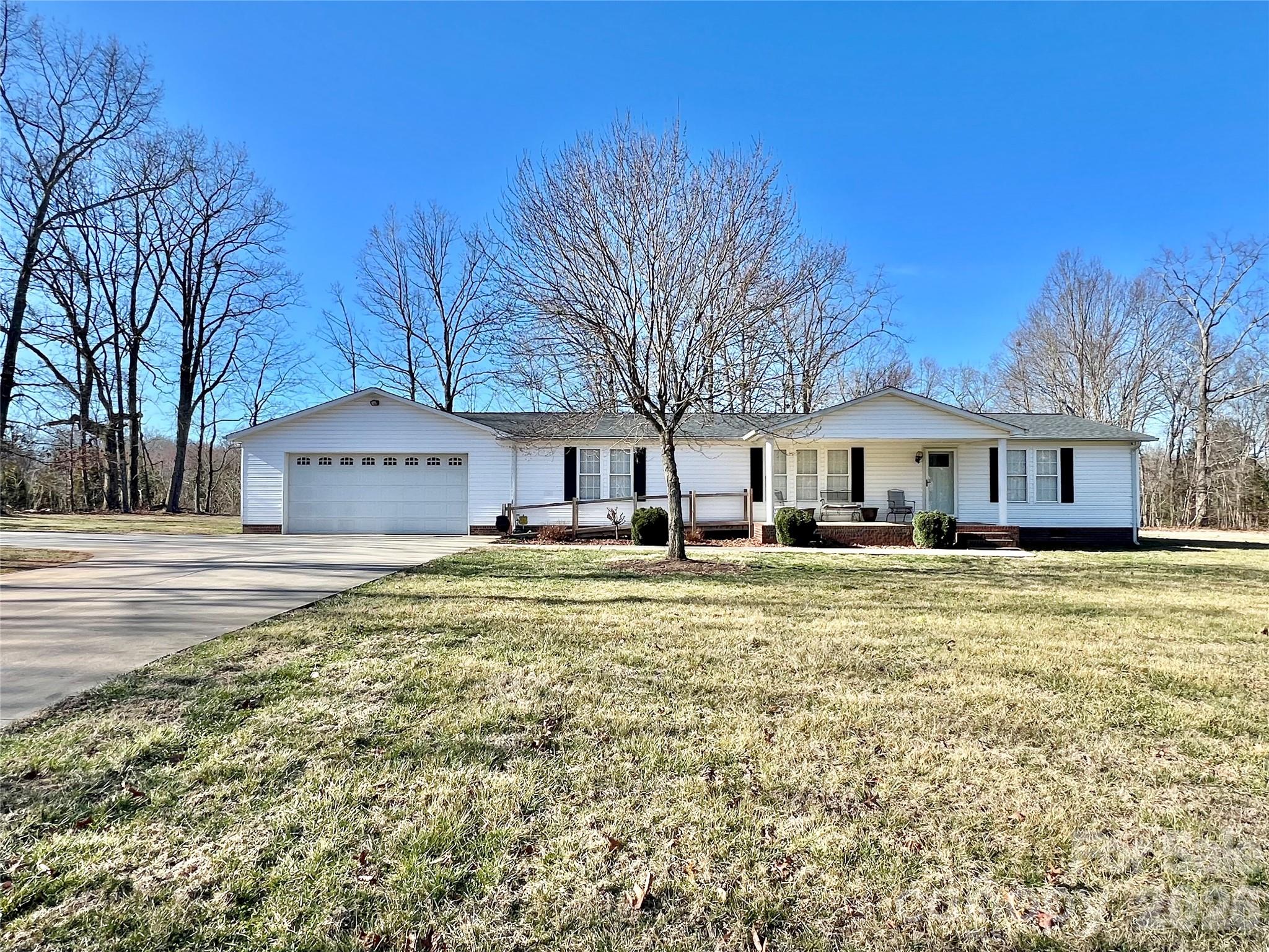 214 Heritage Circle — Taylorsville