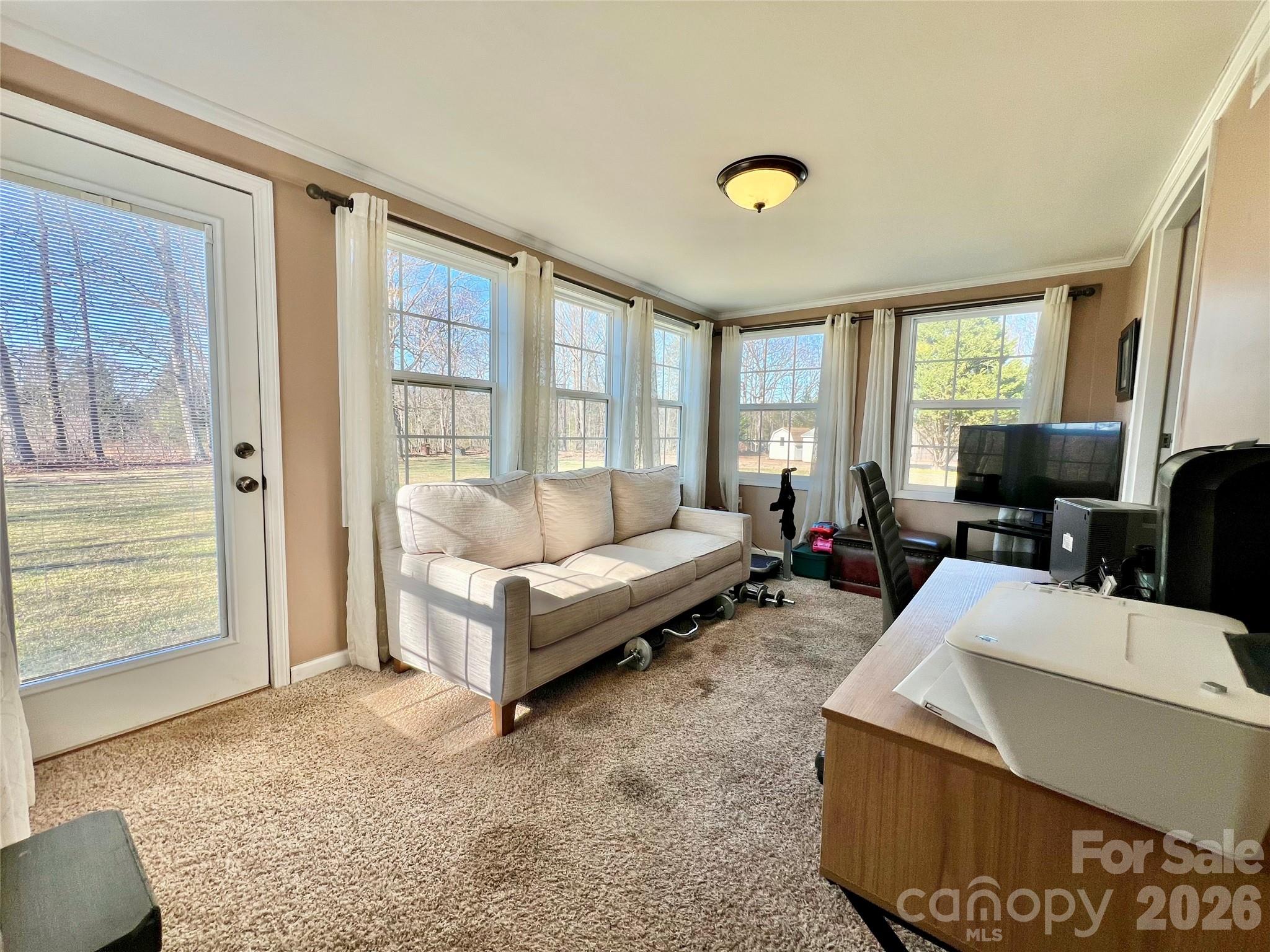 214 Heritage Circle — Taylorsville