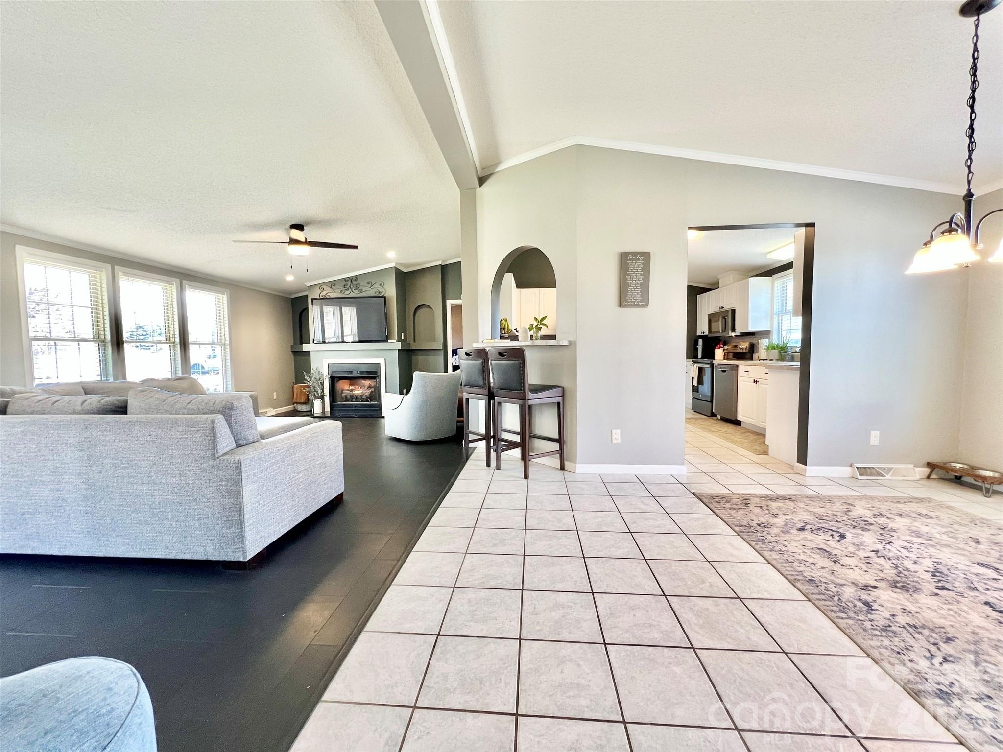 214 Heritage Circle — Taylorsville