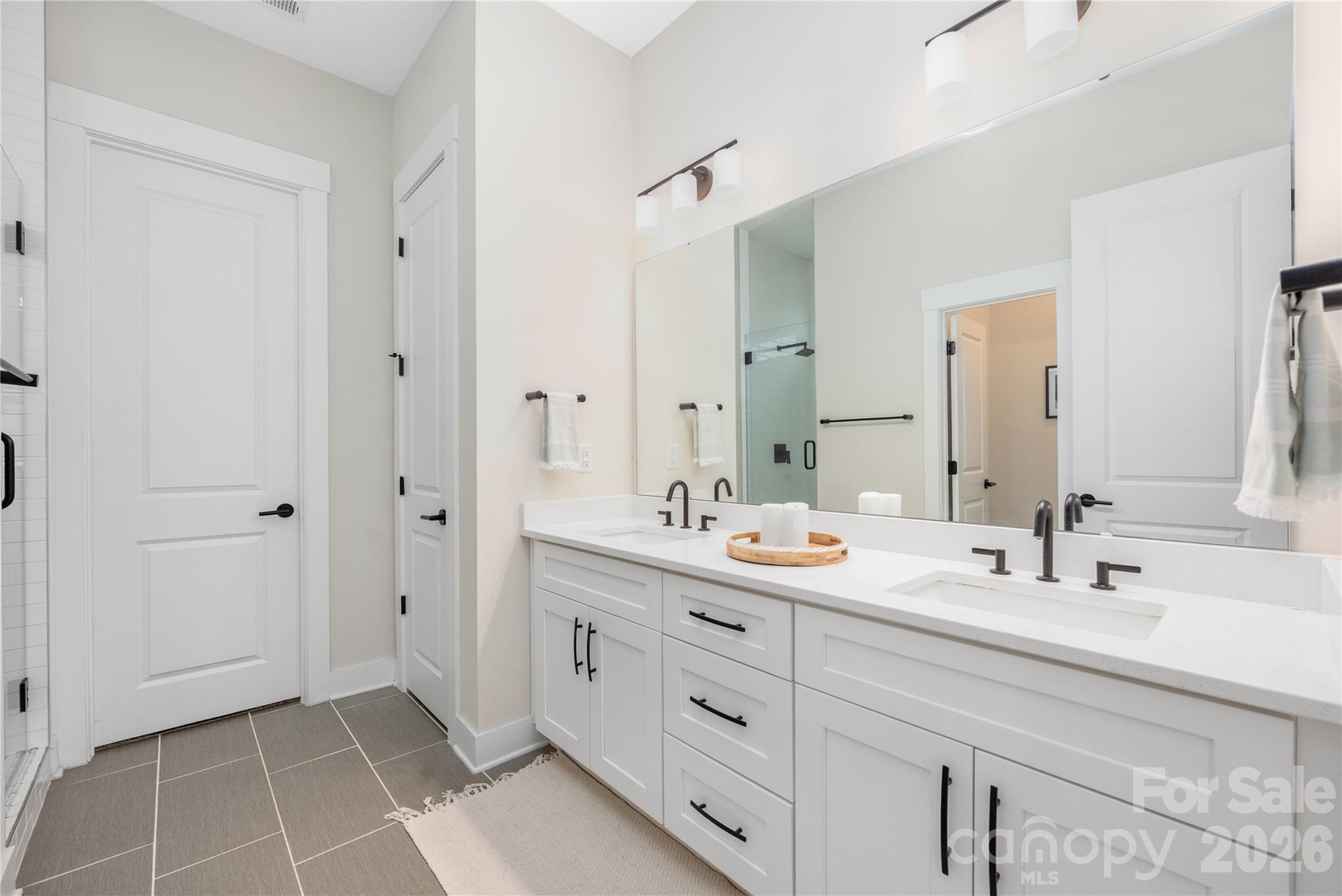 1027 Masefield Avenue — Matthews
