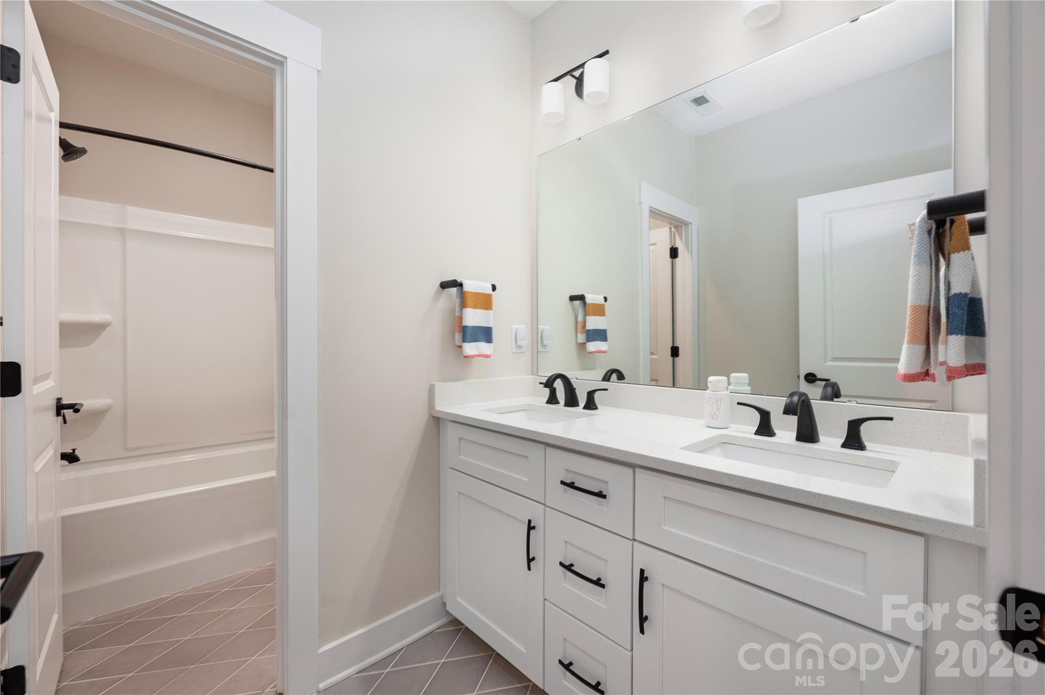 1027 Masefield Avenue — Matthews