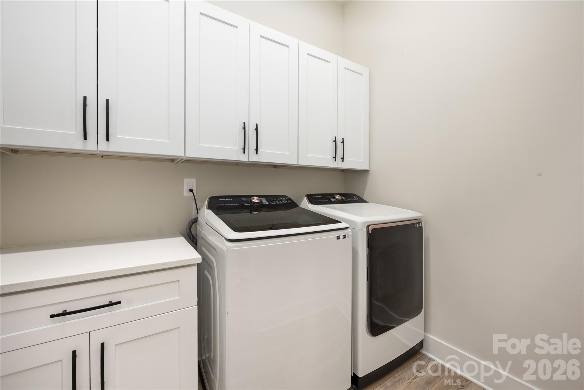1027 Masefield Avenue — Matthews