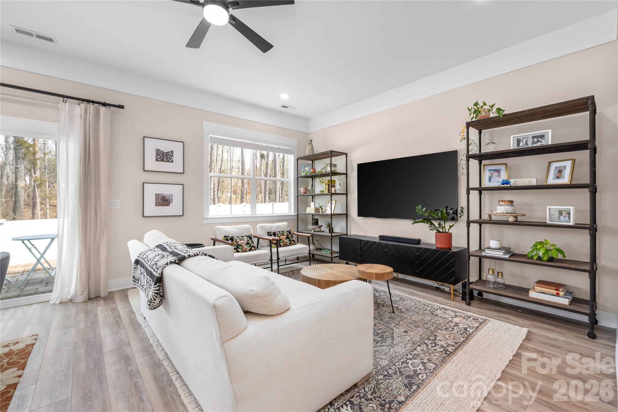 1027 Masefield Avenue — Matthews