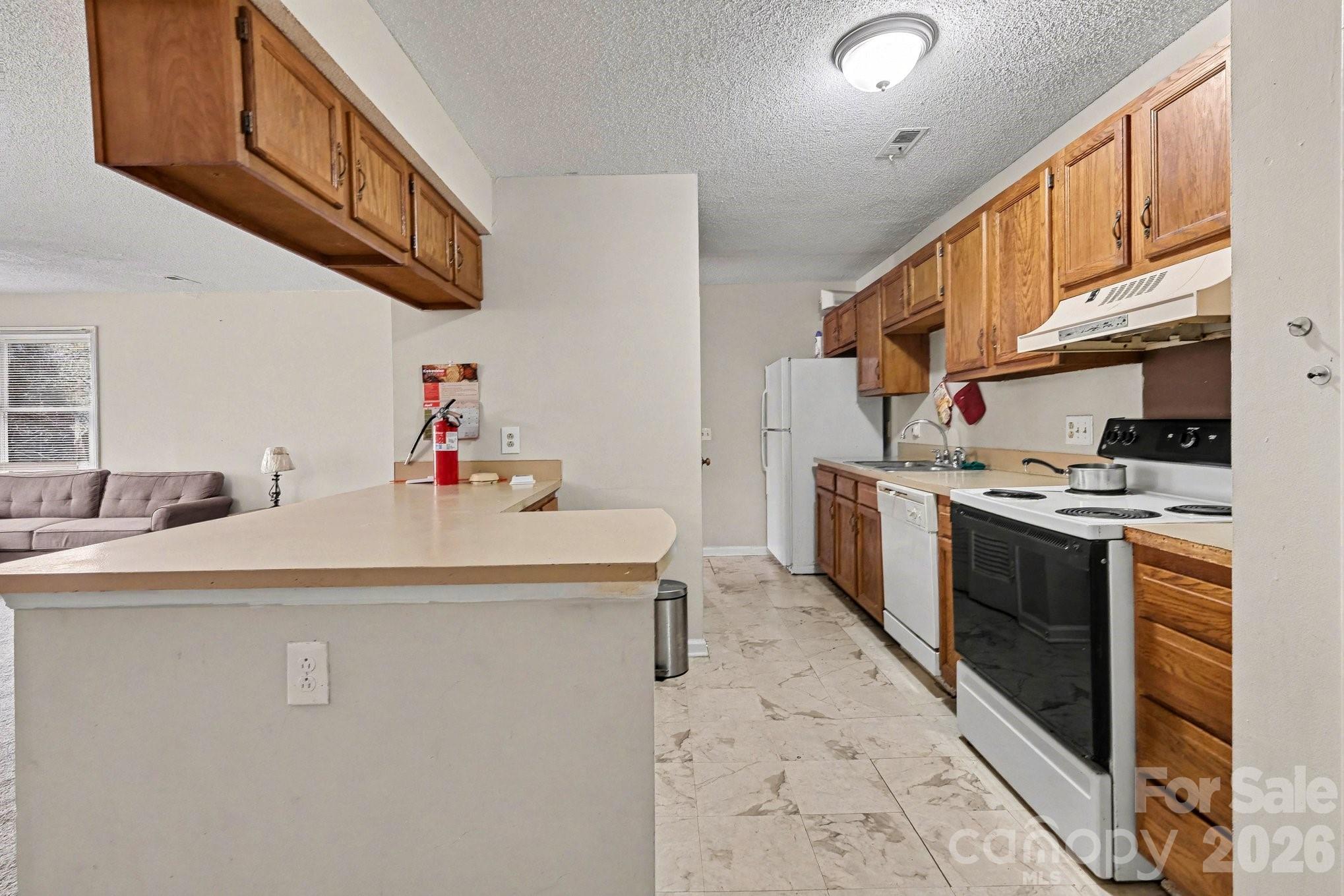 6234 Rosecroft Drive — Charlotte