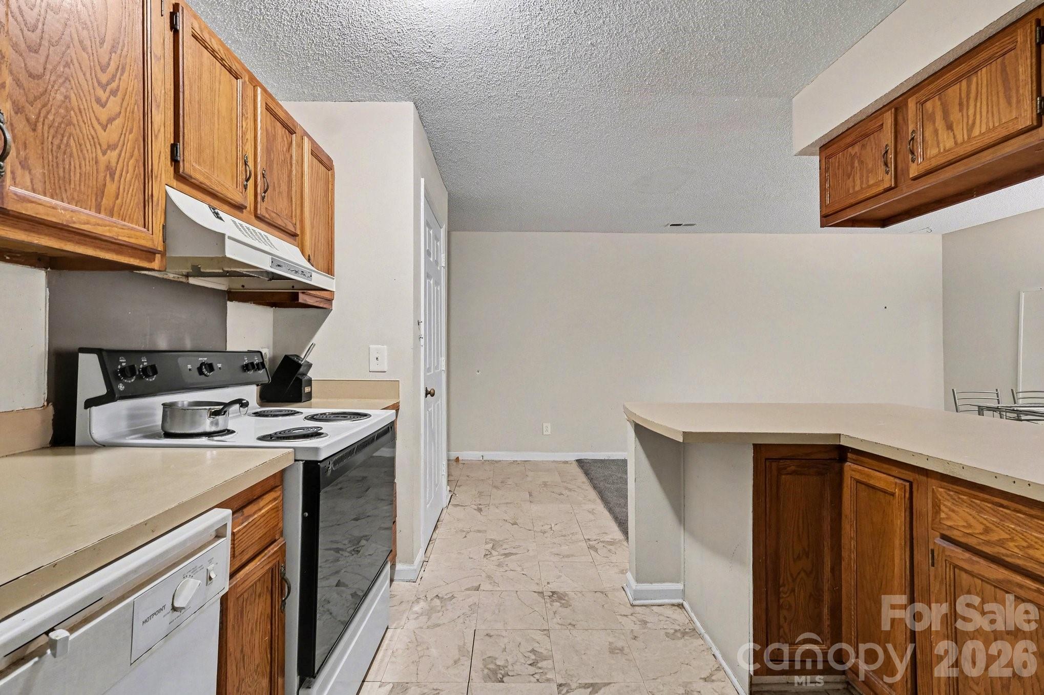 6234 Rosecroft Drive — Charlotte