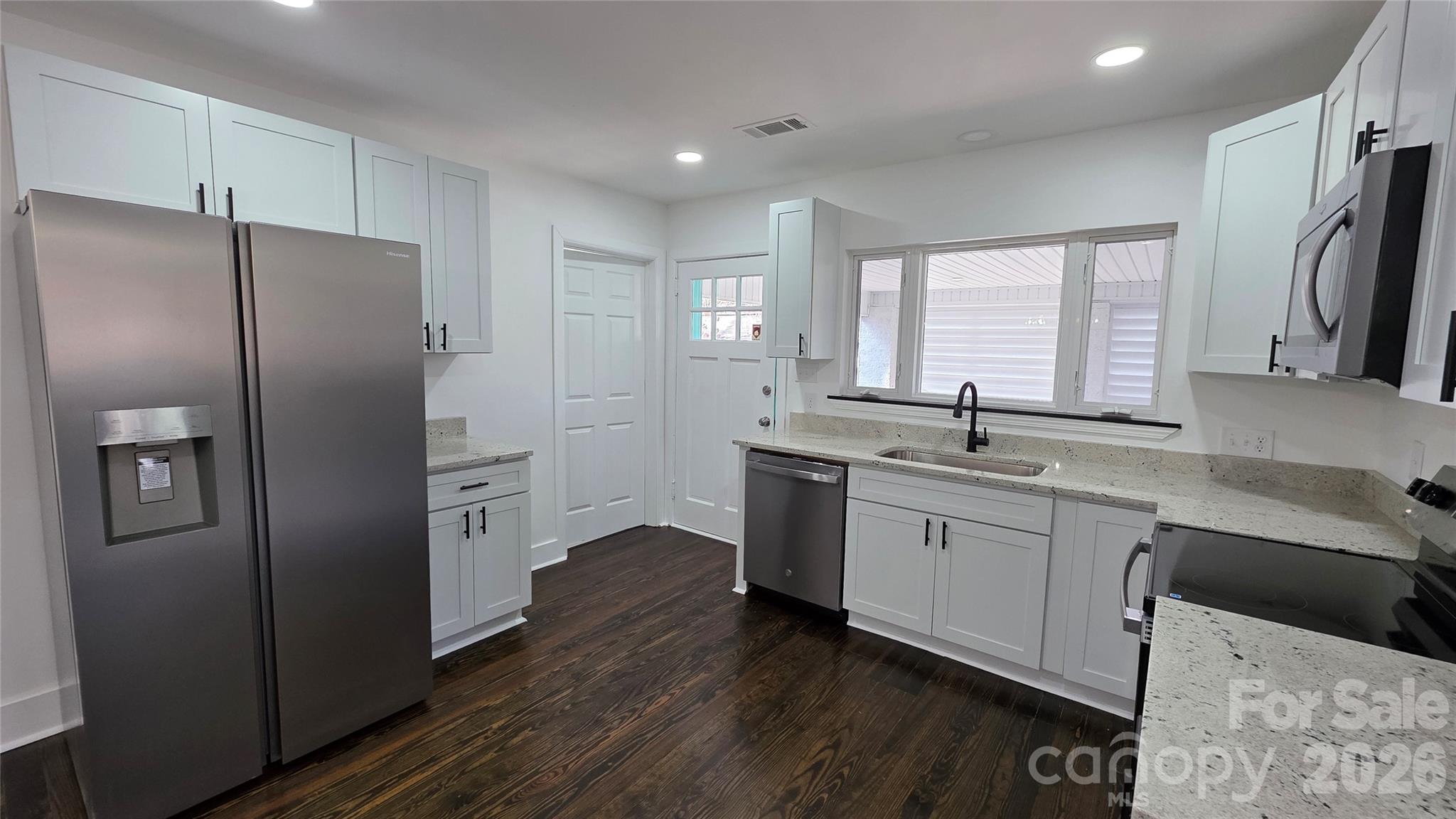 404 S Mulberry Street — Cherryville