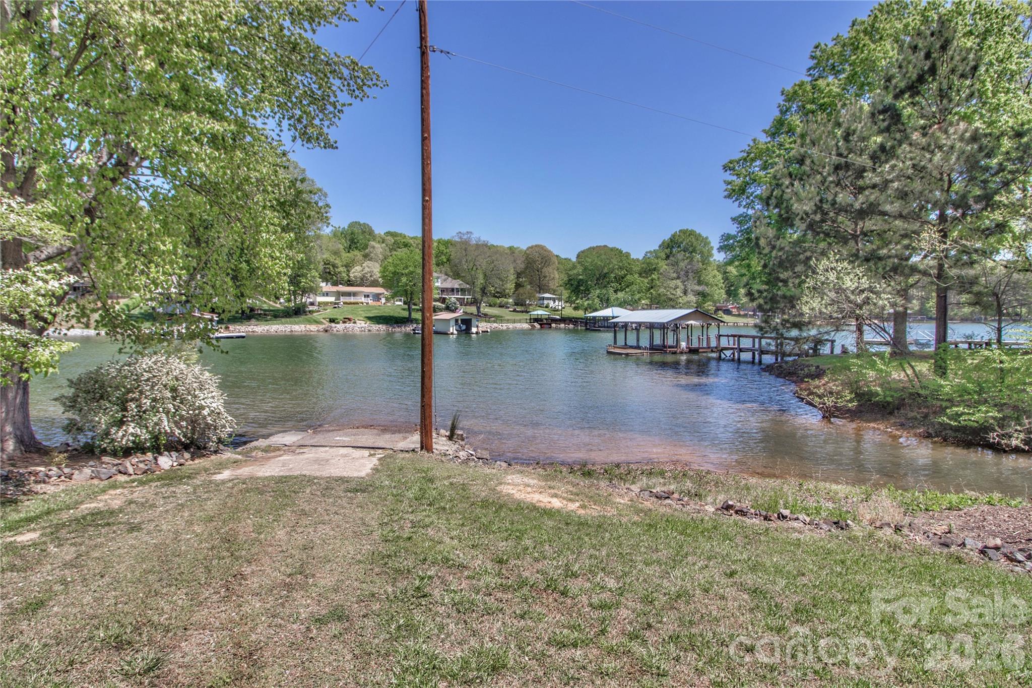 4265 Candlewood Drive — Sherrills Ford