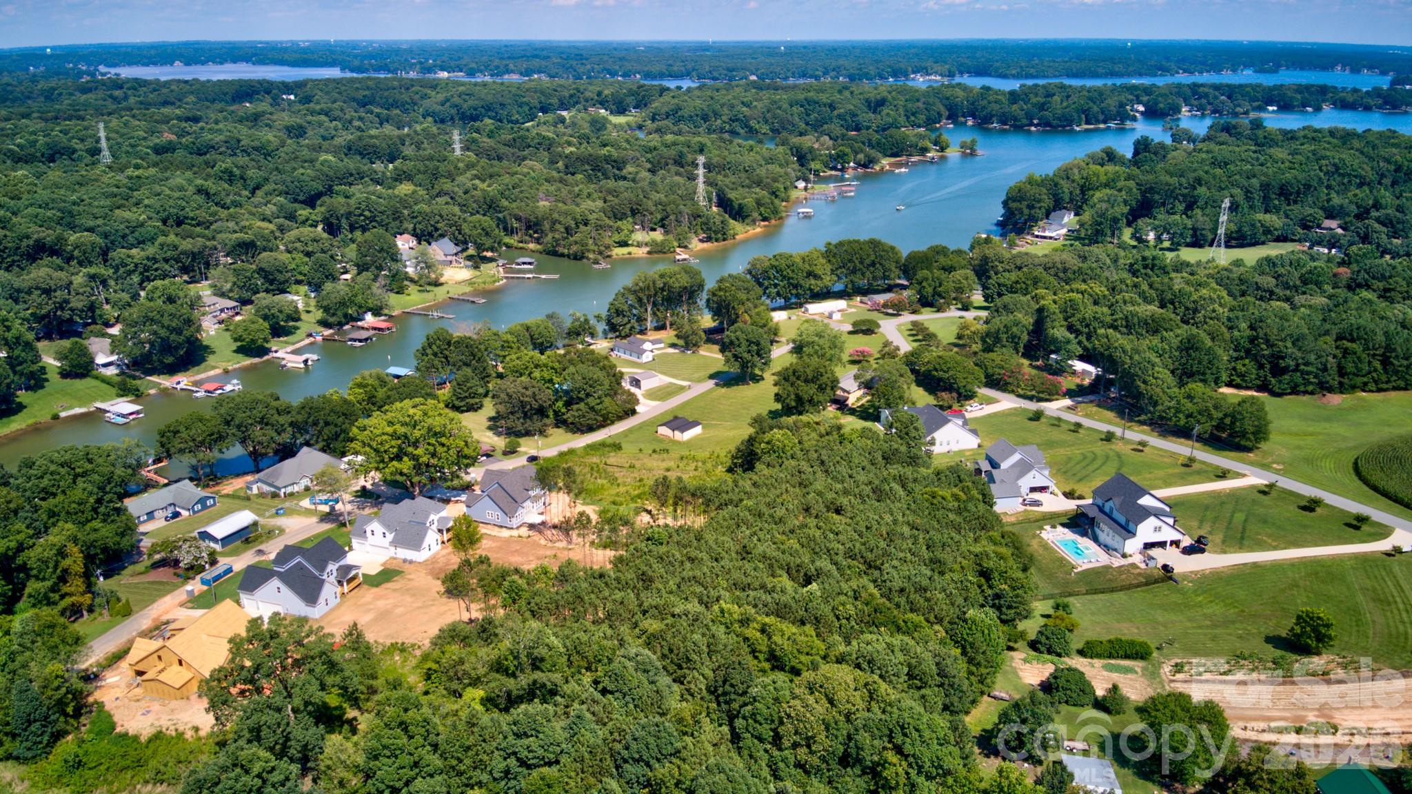 4265 Candlewood Drive — Sherrills Ford
