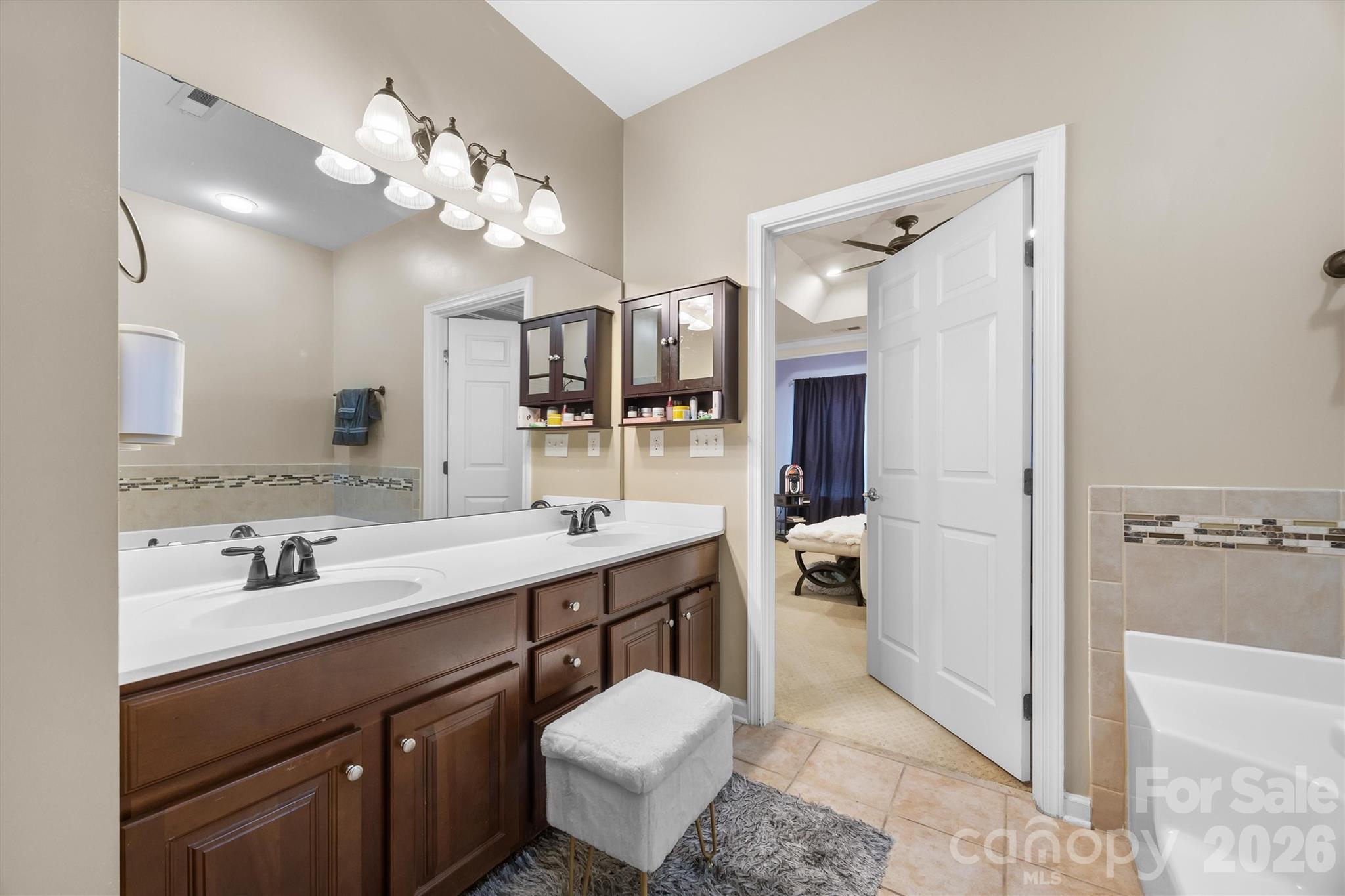 1914 Colony Line Court — Charlotte
