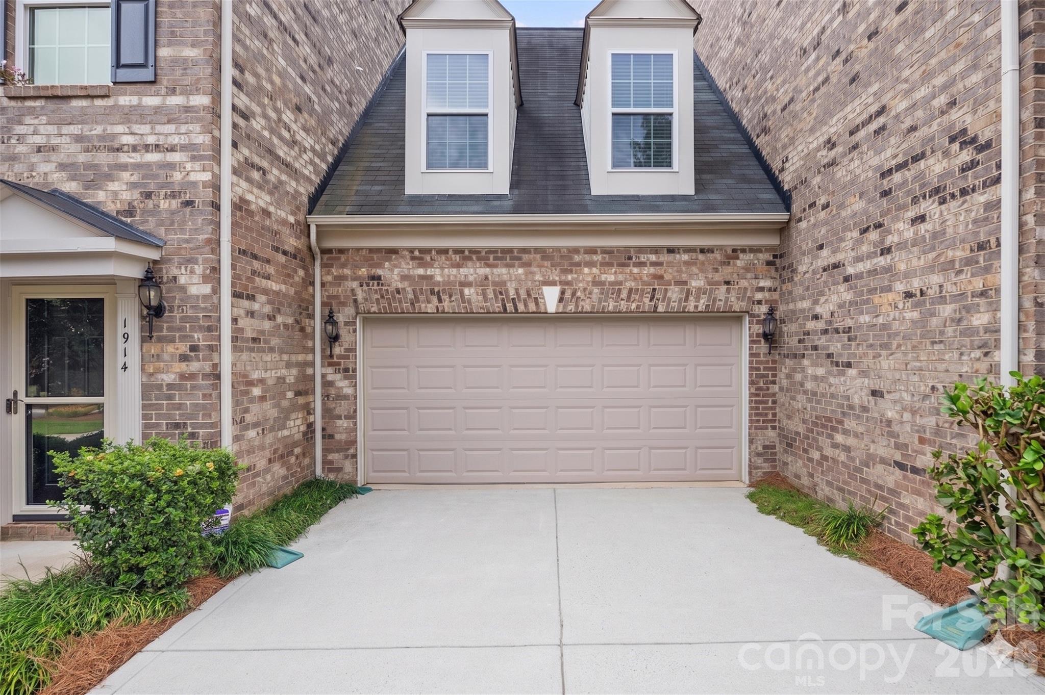 1914 Colony Line Court — Charlotte