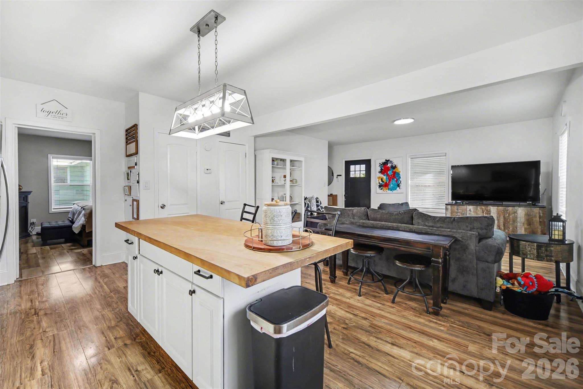 918 8th Street — Lancaster