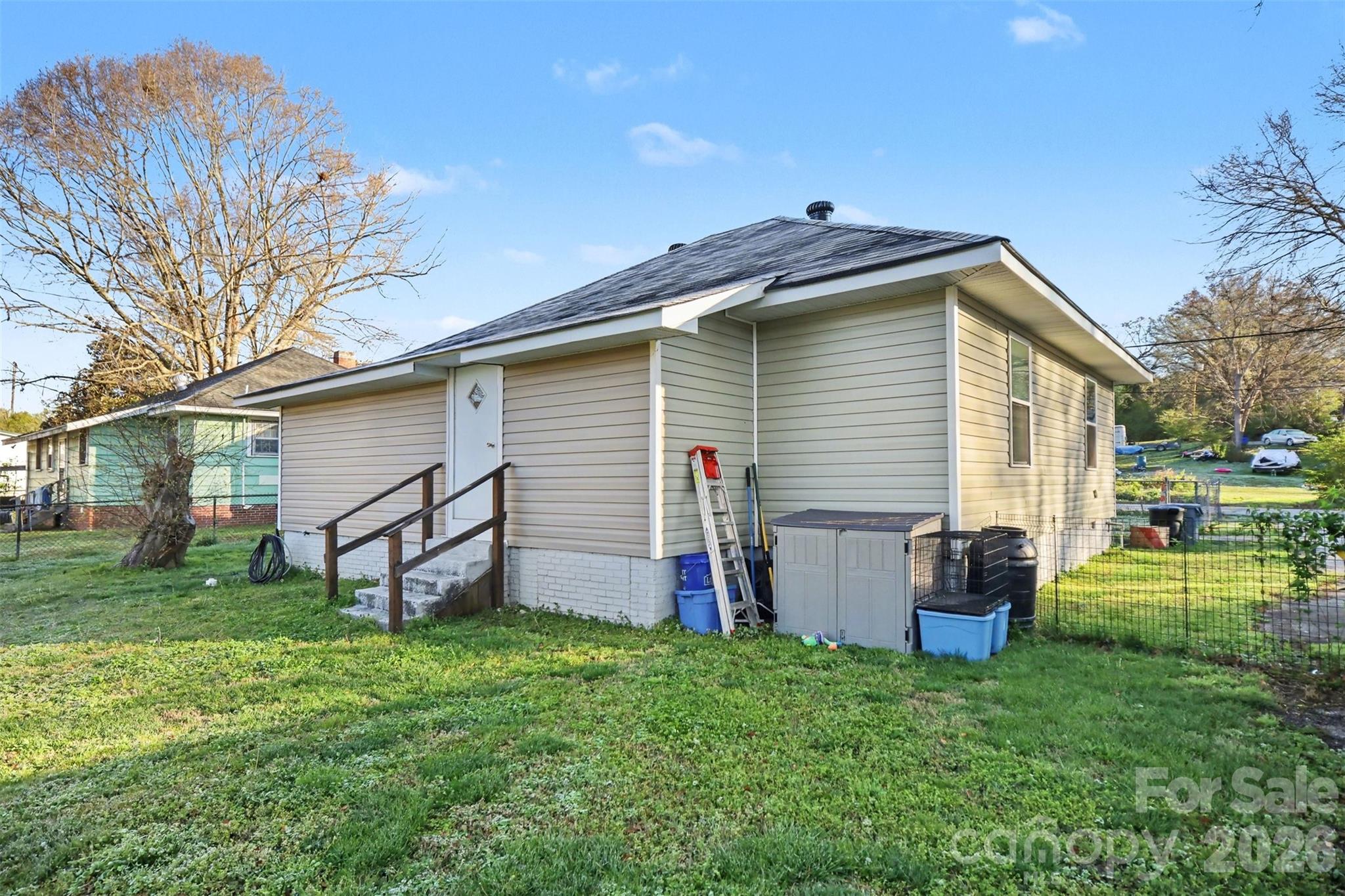 918 8th Street — Lancaster