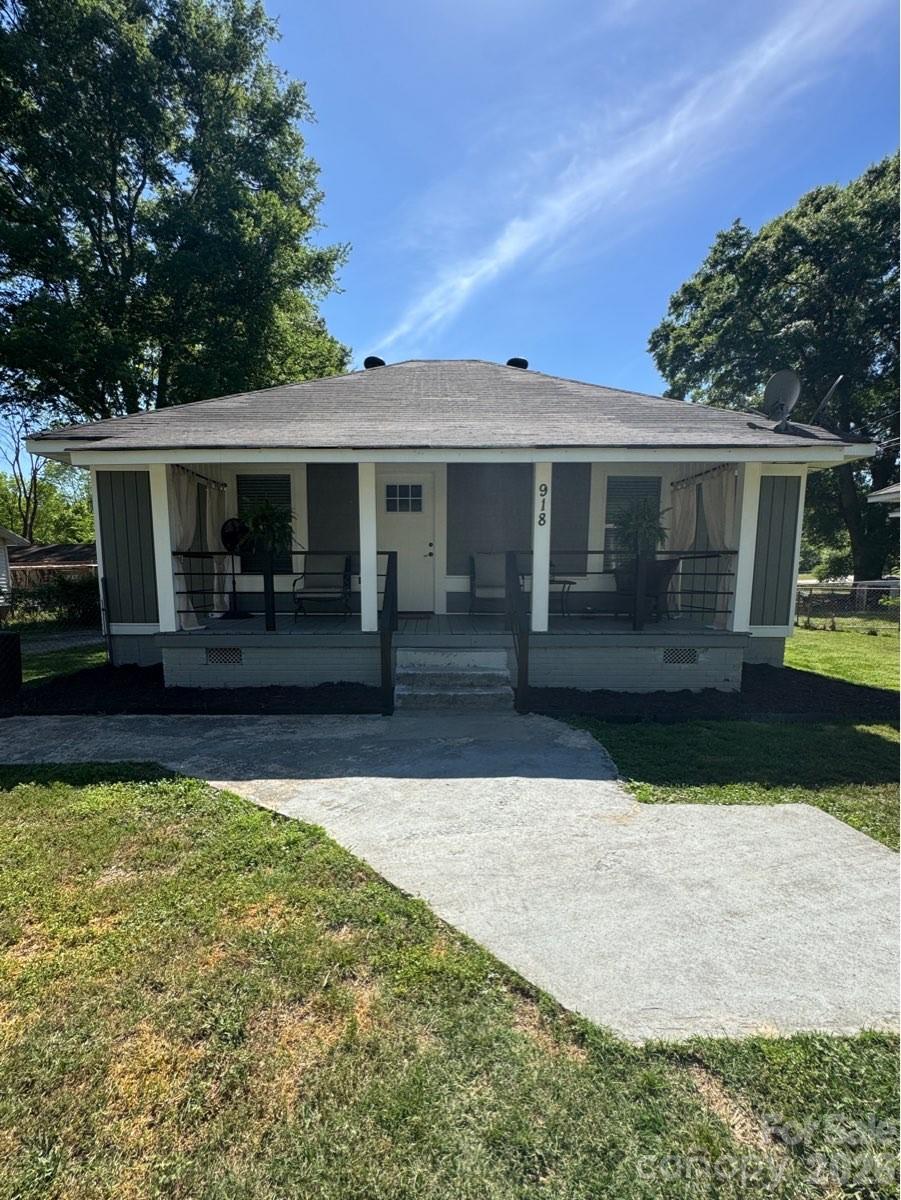 918 8th Street — Lancaster