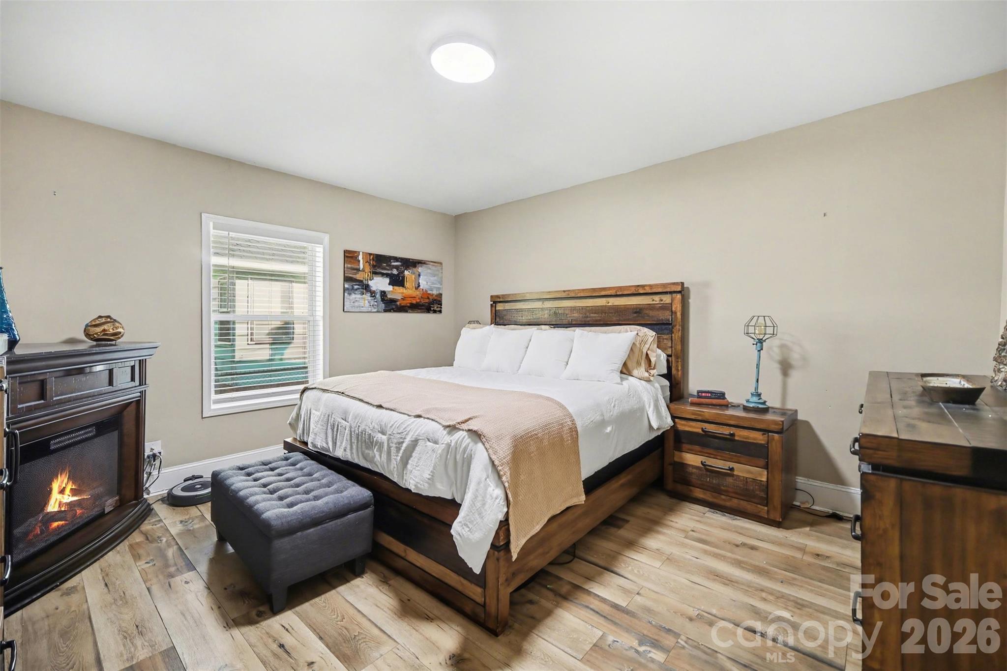 918 8th Street — Lancaster