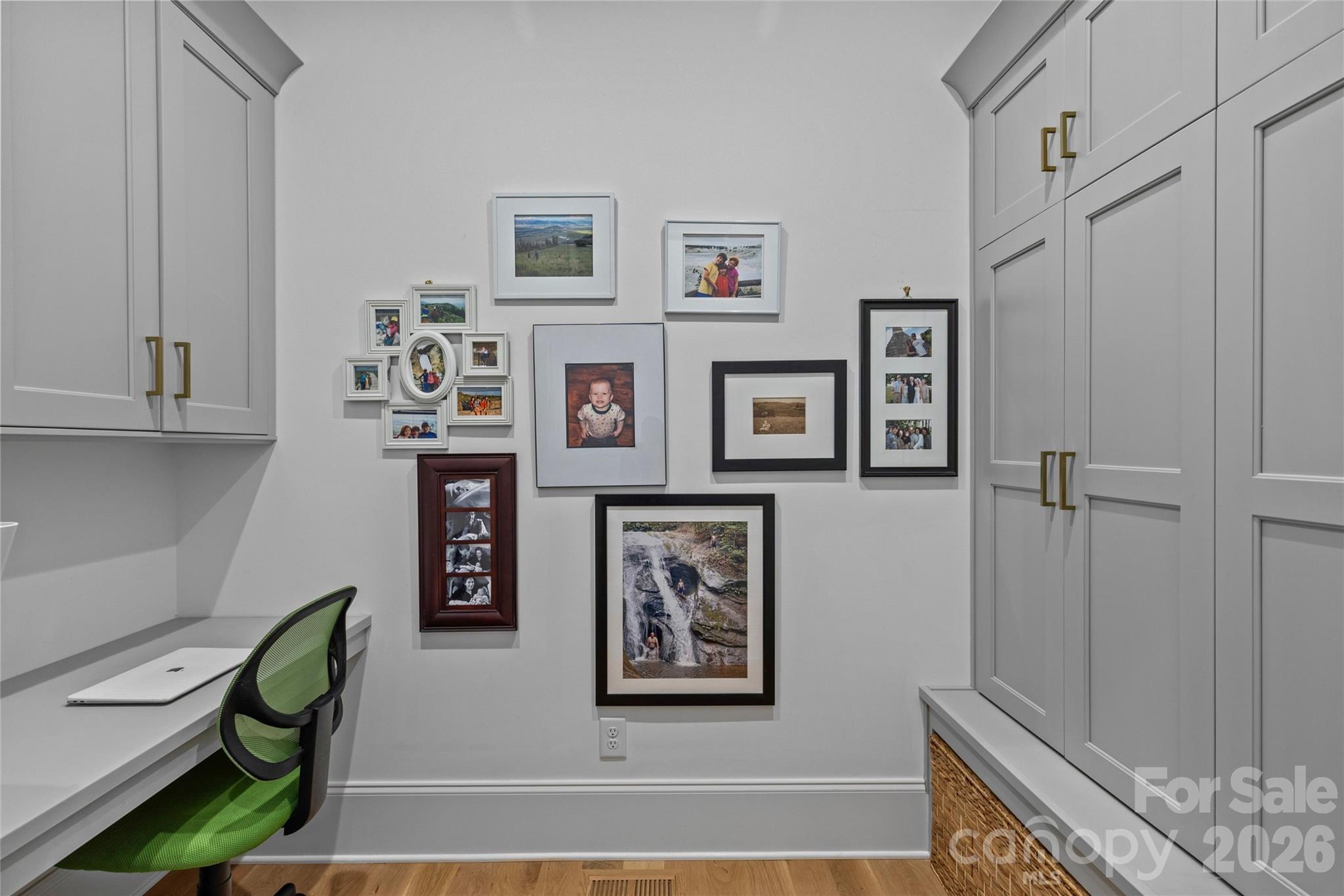 3345 Willow Oak Road — Charlotte