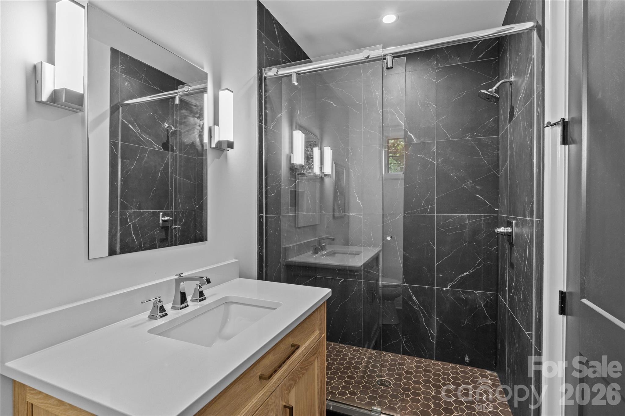 3345 Willow Oak Road — Charlotte