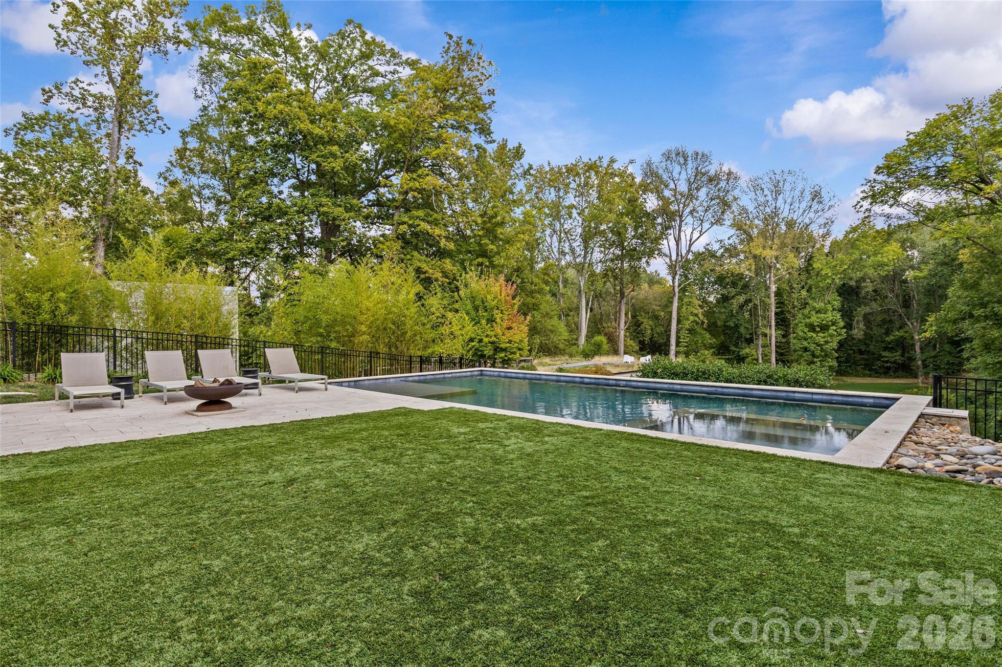 3345 Willow Oak Road — Charlotte