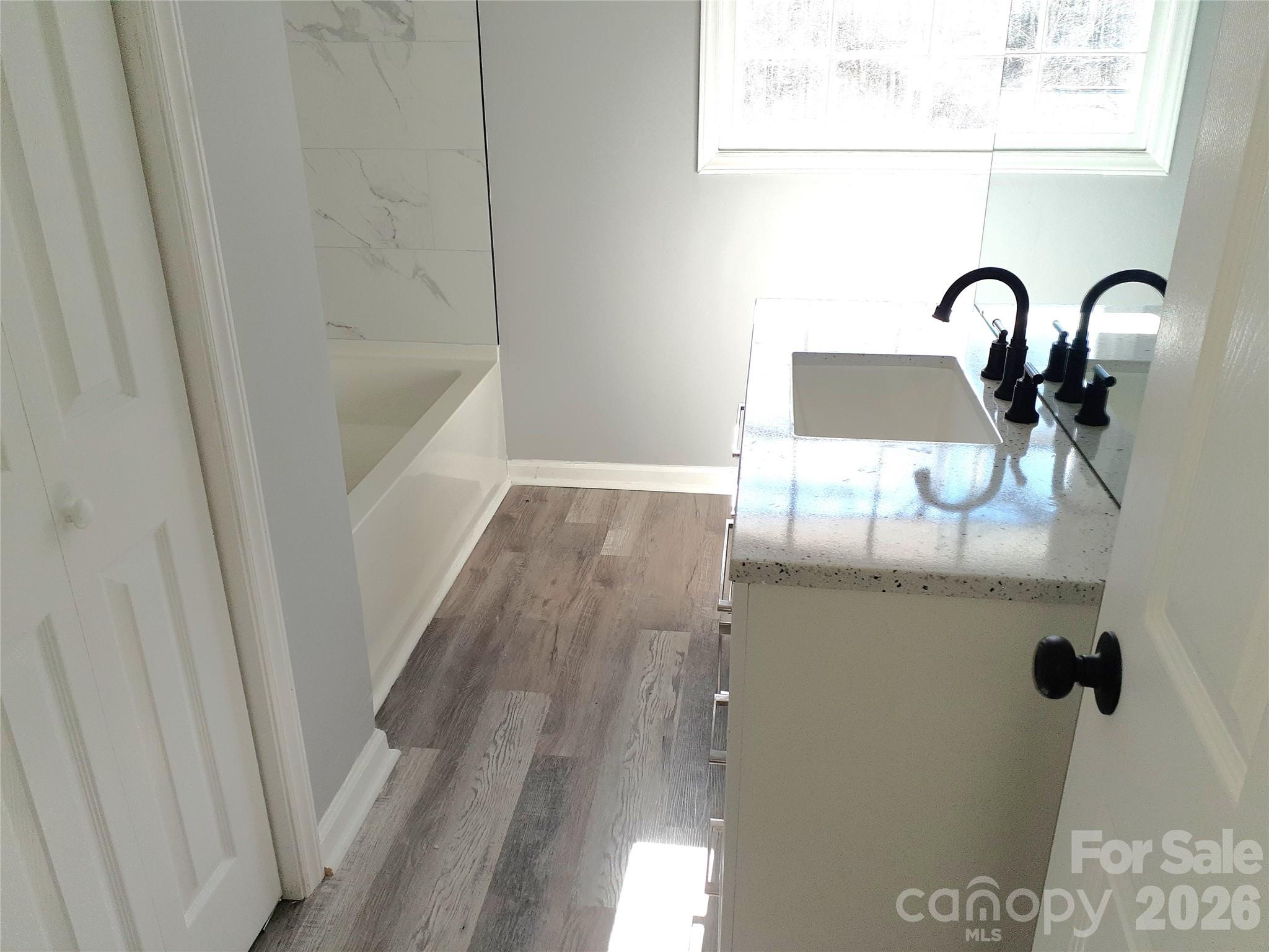 1638 W Colonial Drive #133 — Salisbury