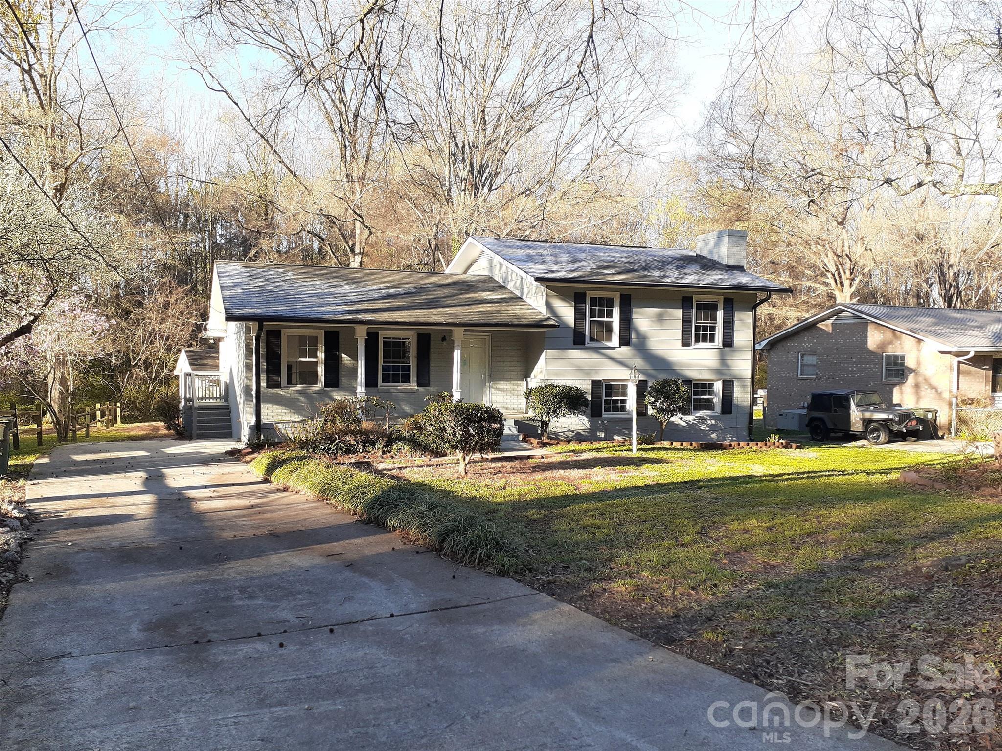 1638 W Colonial Drive #133 — Salisbury