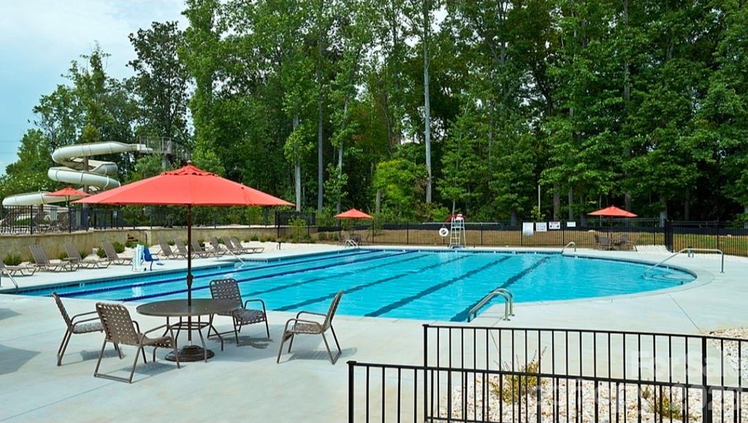 8238 Merryvale Lane — Charlotte