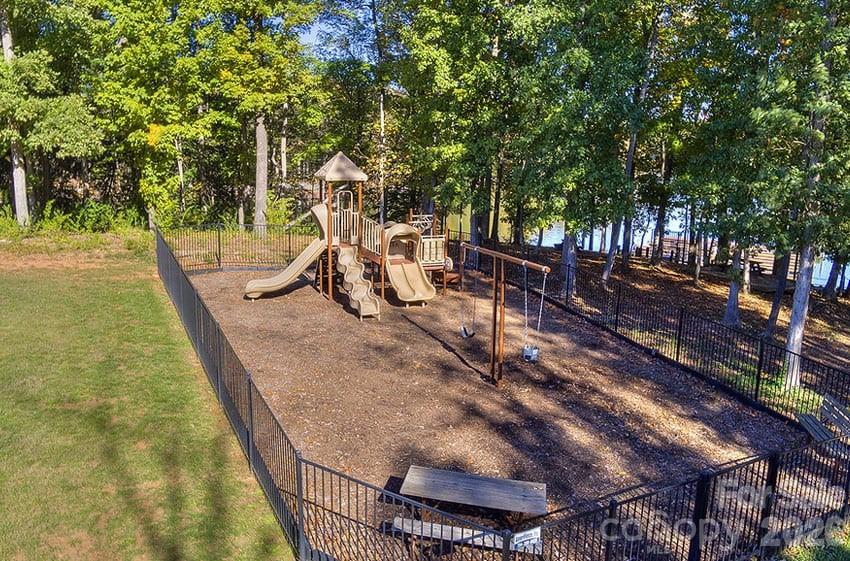 8238 Merryvale Lane — Charlotte