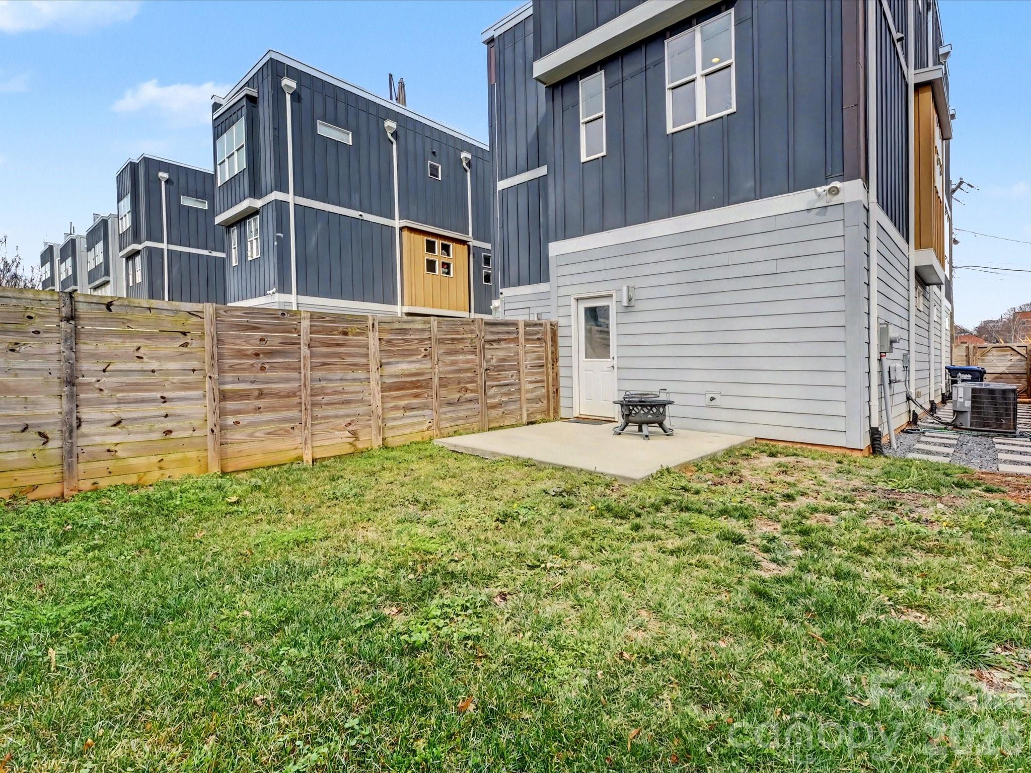 139 S Bruns Avenue — Charlotte