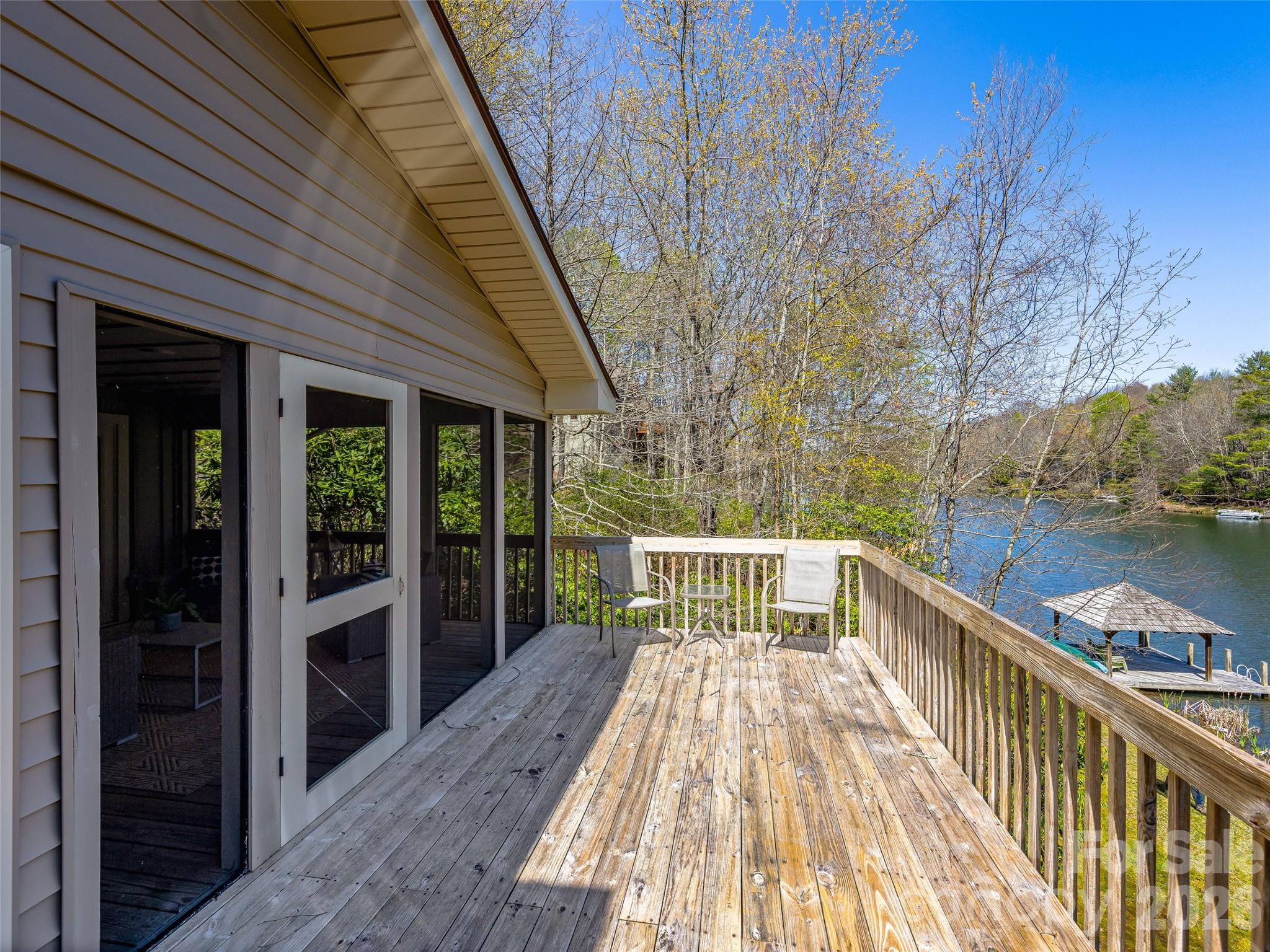 46 Kassahola Drive — Brevard