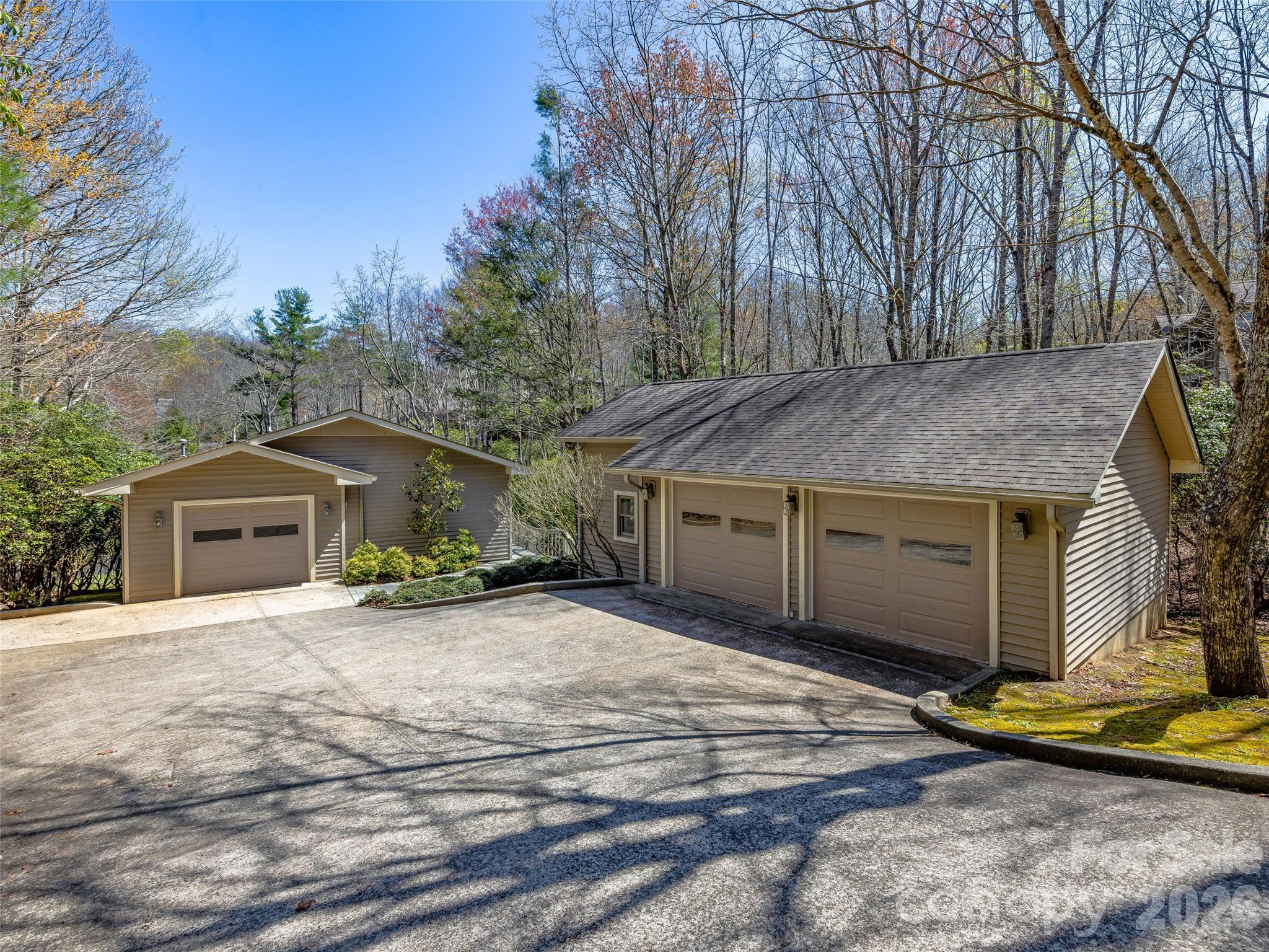 46 Kassahola Drive — Brevard