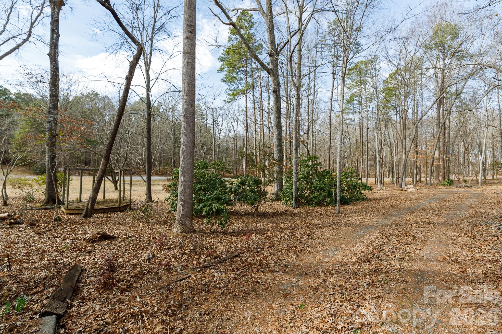2025 Creekwood Drive — York