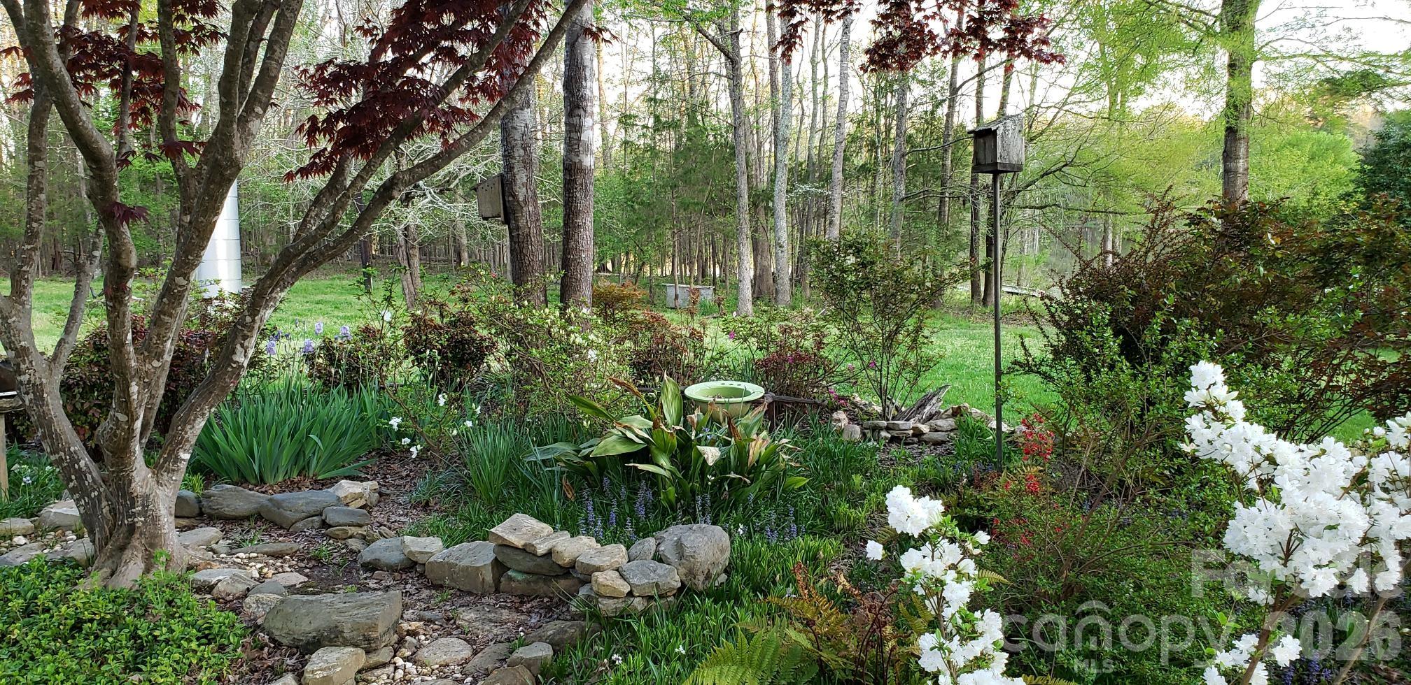 2025 Creekwood Drive — York