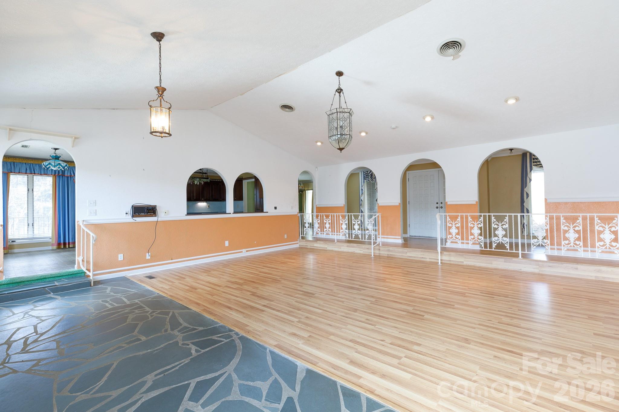 2025 Creekwood Drive — York