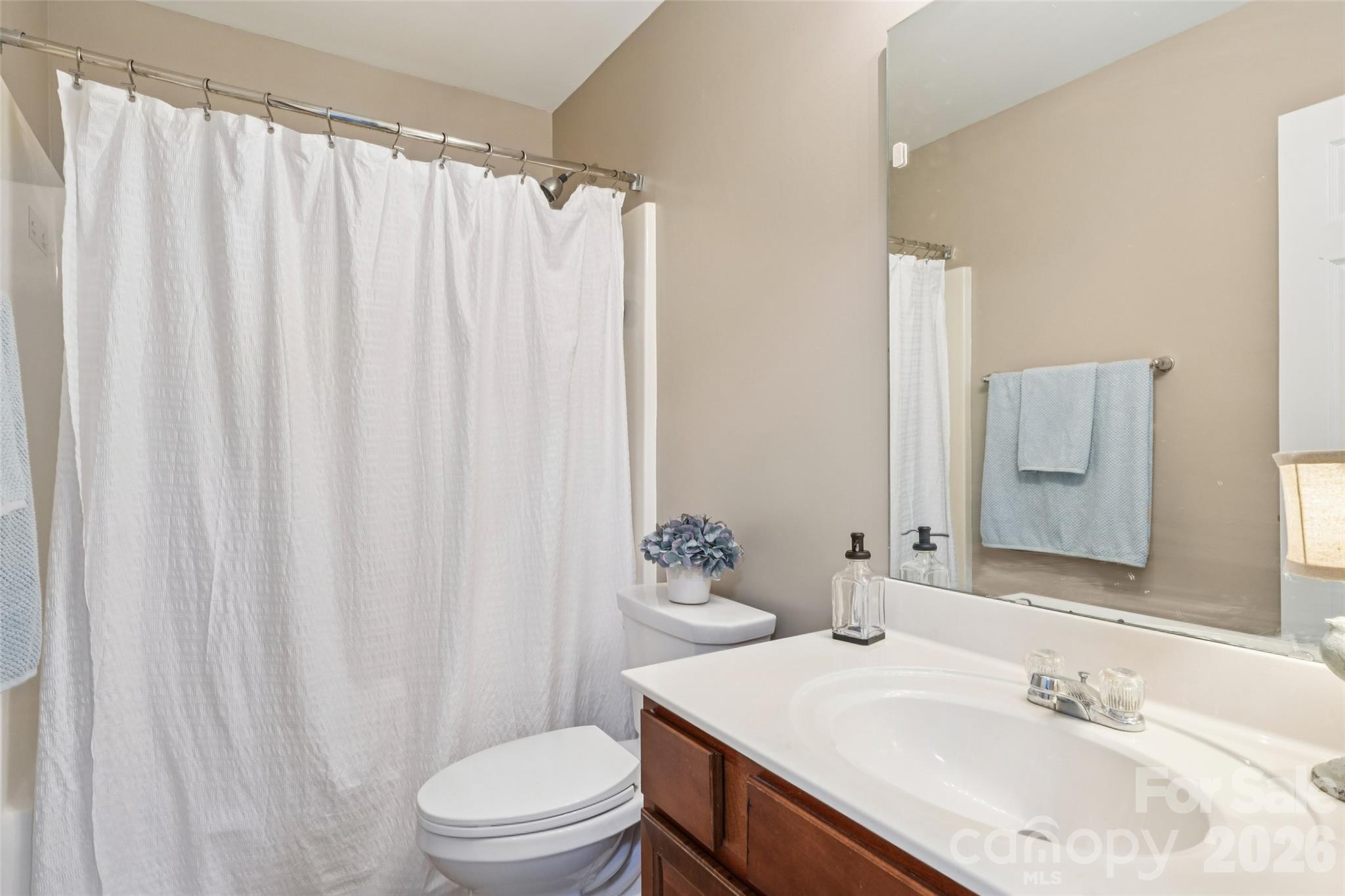 2457 Marthas Ridge Drive — Statesville