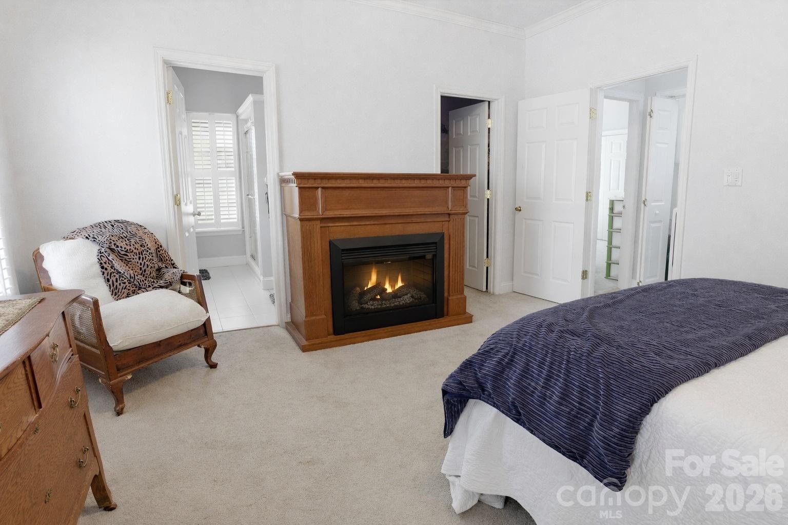 5227 Foley Drive — Hickory