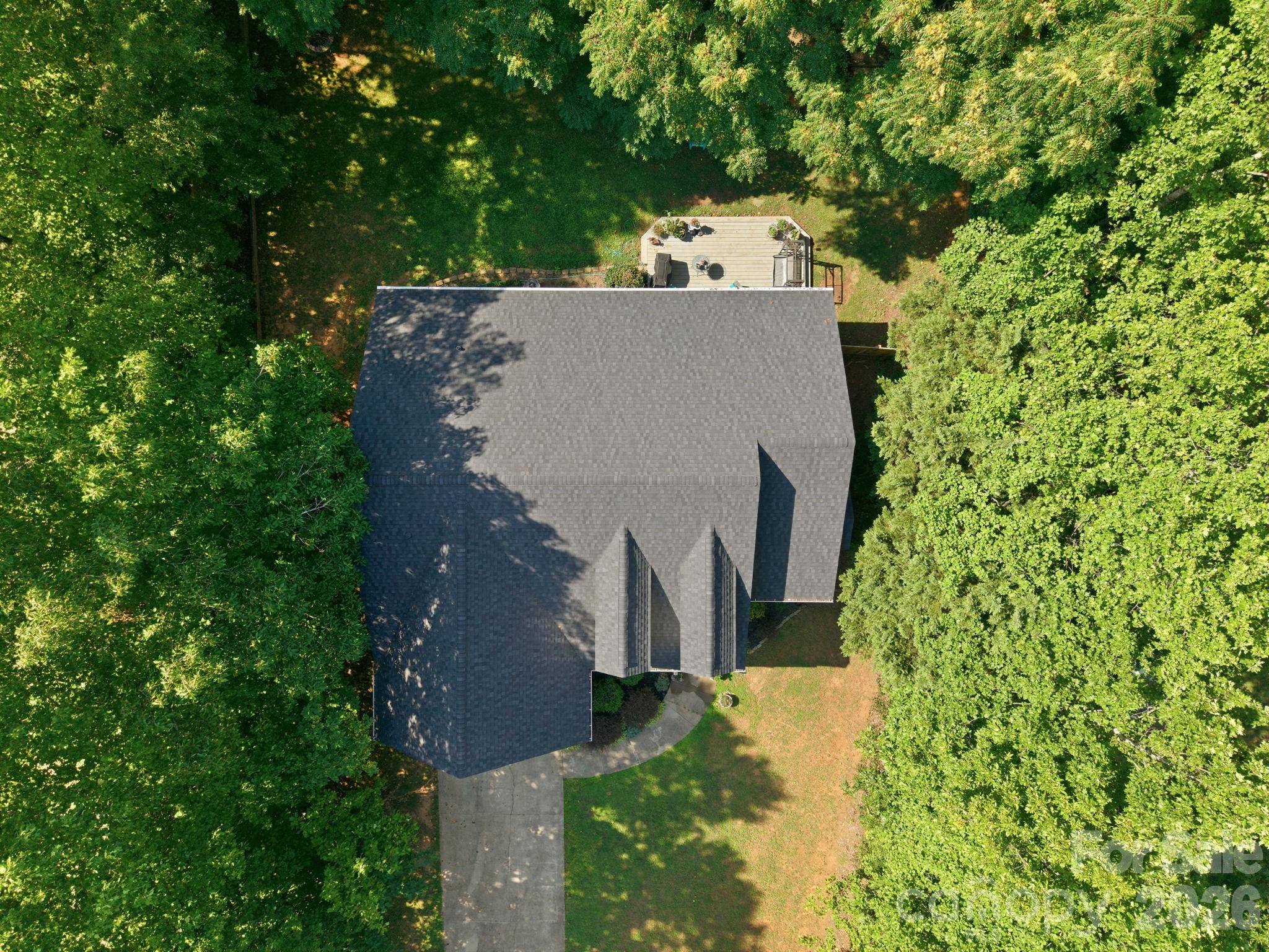 5227 Foley Drive — Hickory