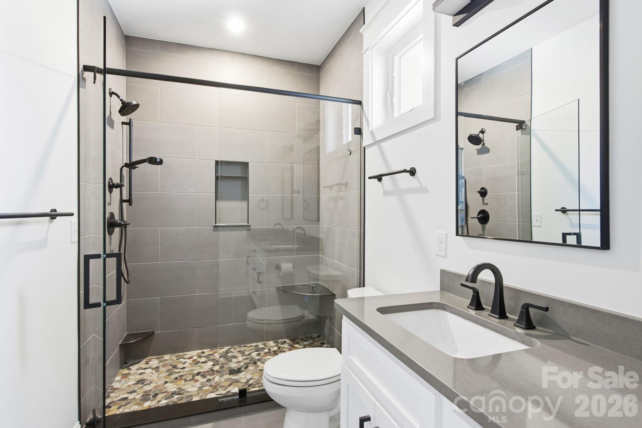 22 Deep Woods Road — Weaverville
